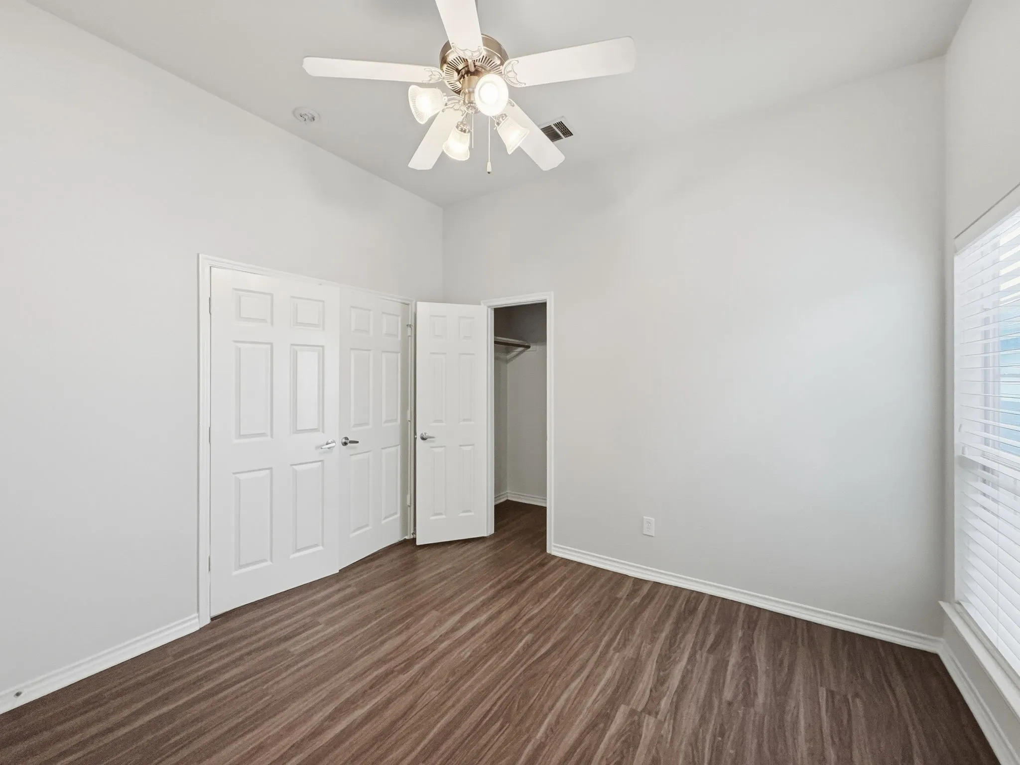 Single Family Residence For Rent in Denton County , 1237 Chattahoochee Drive, Savannah, Texas 76227, 4 Bedroom, 2 Bathroom, 2 Garage spaces, 1,759 Sqft, built in 2006, mls#21280530, Real Estate Agent in Savannah, Homes For Rent in Denton county, Homes For Rent in Savannah, Realtor in Savannah Texas, Real Estate Brokerage Independent Realty Texas, Luminita Cordes Realtor