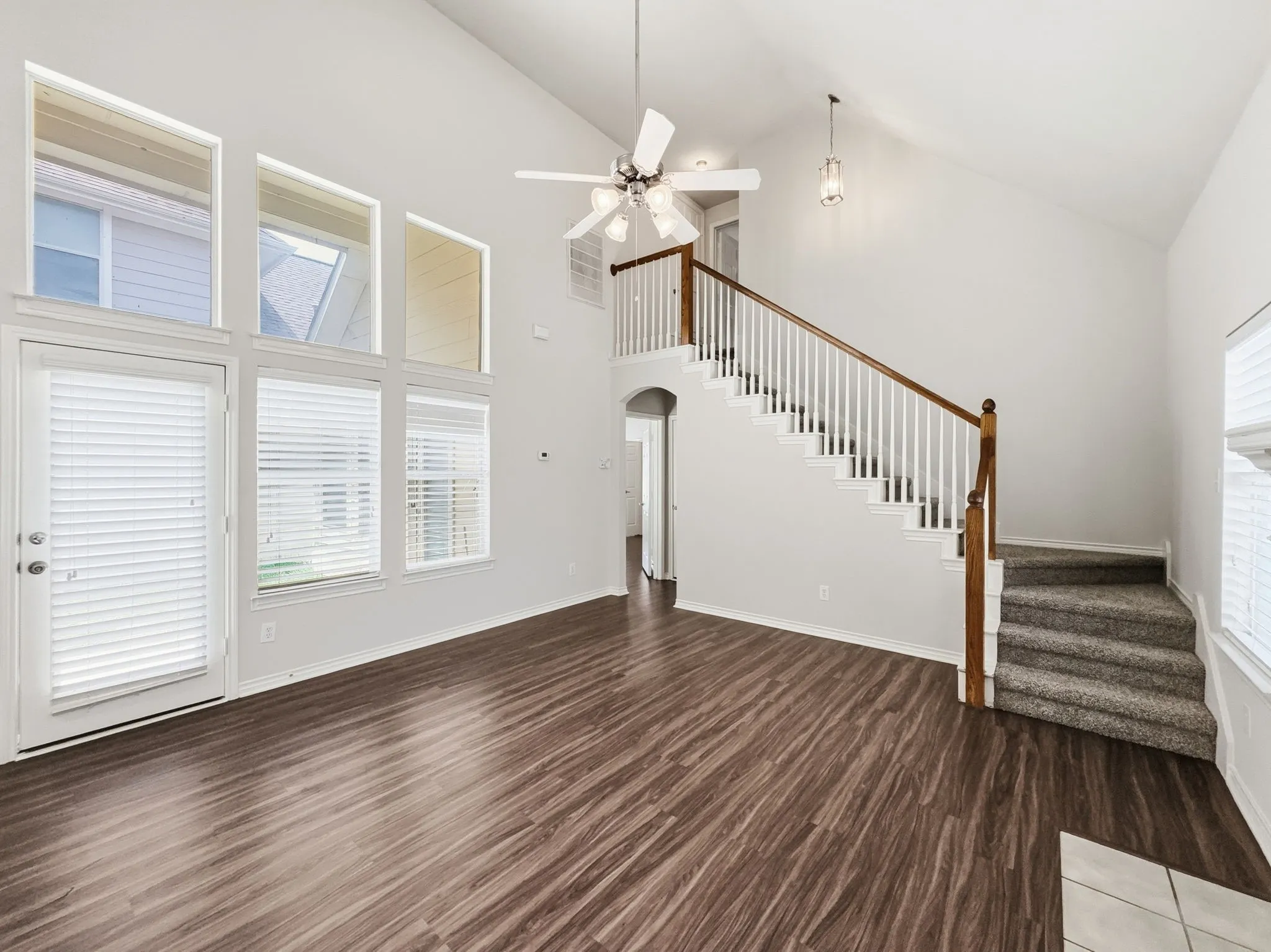 Single Family Residence For Rent in Denton County , 1237 Chattahoochee Drive, Savannah, Texas 76227, 4 Bedroom, 2 Bathroom, 2 Garage spaces, 1,759 Sqft, built in 2006, mls#21280530, Real Estate Agent in Savannah, Homes For Rent in Denton county, Homes For Rent in Savannah, Realtor in Savannah Texas, Real Estate Brokerage Independent Realty Texas, Luminita Cordes Realtor