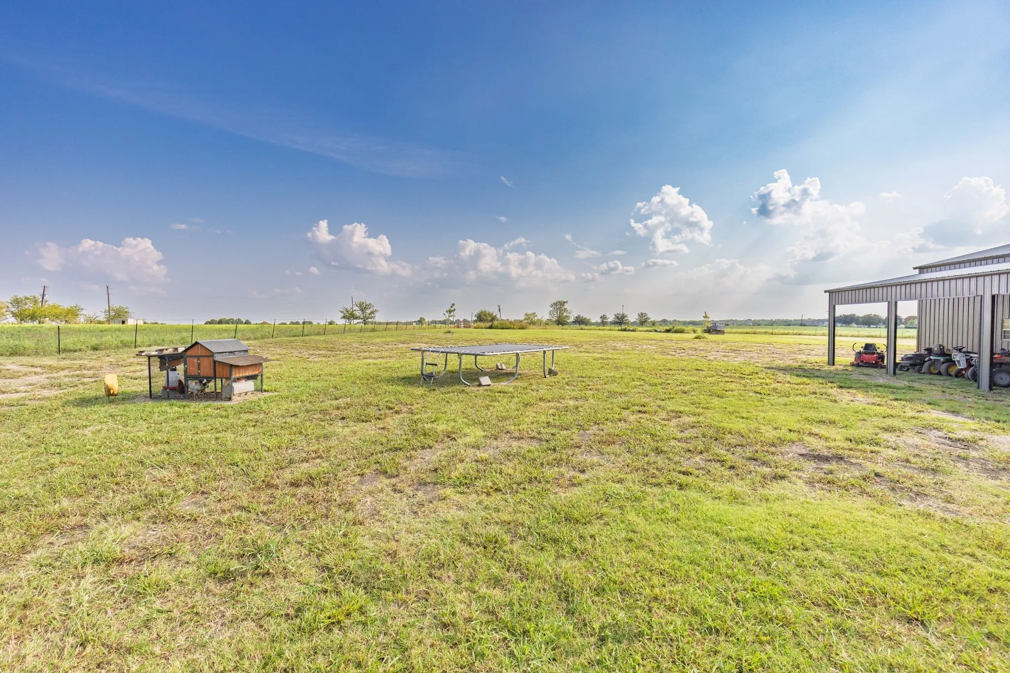 Single Family Residence For Sale in Fannin County , 1094 County Road 4850, Leonard, Texas 75452, 4 Bedrooms, 3 Bathrooms, 2 Garage spaces, 2,463 Sqft, built in 2023, Price $540,000, mls#21279986, Real Estate Agent in Leonard, Homes For Sale in Fannin county, Homes For Sale in Leonard, Realtor in Leonard Texas, Real Estate Brokerage Independent Realty Texas, Luminita Cordes Realtor