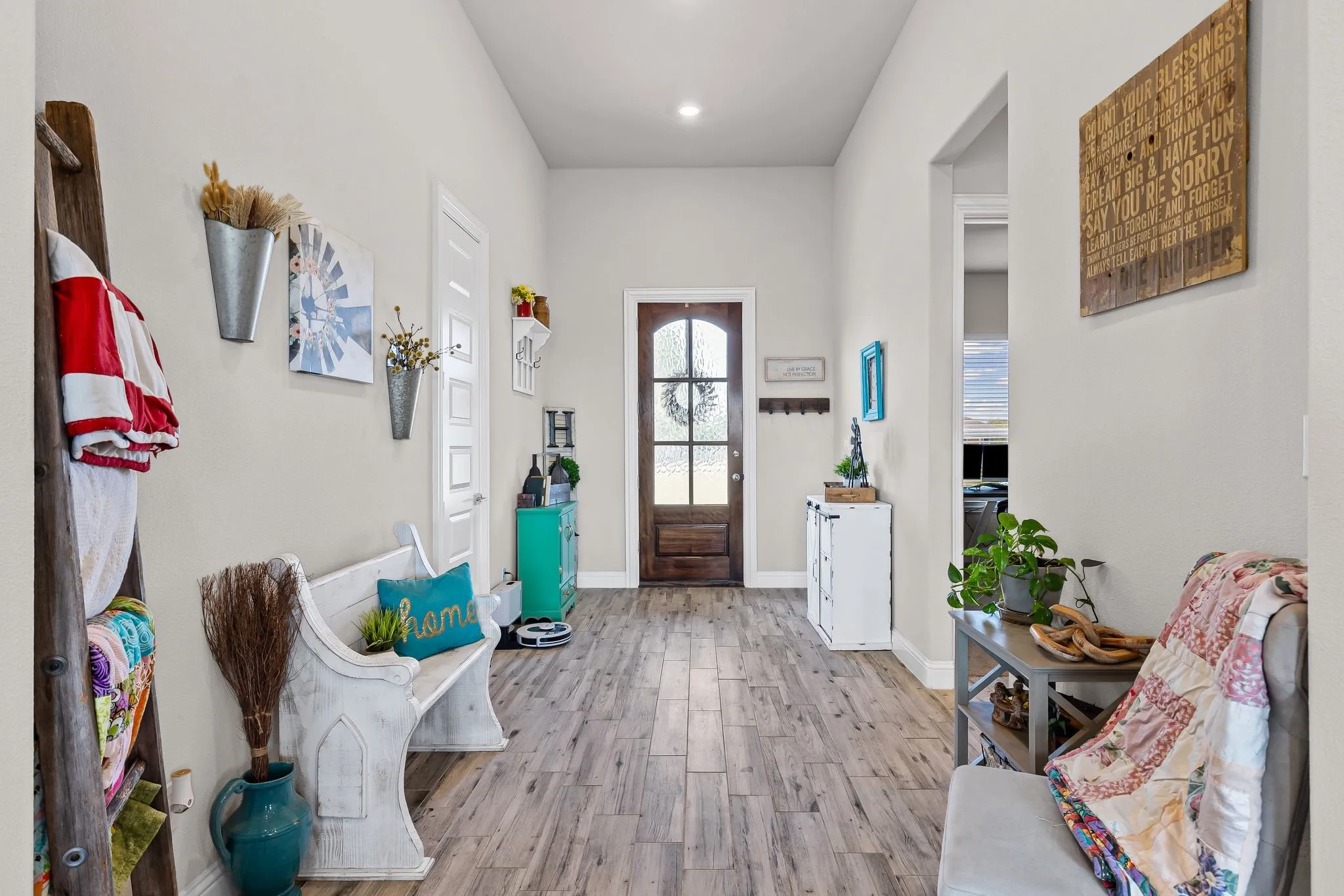 Single Family Residence For Sale in Fannin County , 1094 County Road 4850, Leonard, Texas 75452, 4 Bedrooms, 3 Bathrooms, 2 Garage spaces, 2,463 Sqft, built in 2023, Price $540,000, mls#21279986, Real Estate Agent in Leonard, Homes For Sale in Fannin county, Homes For Sale in Leonard, Realtor in Leonard Texas, Real Estate Brokerage Independent Realty Texas, Luminita Cordes Realtor
