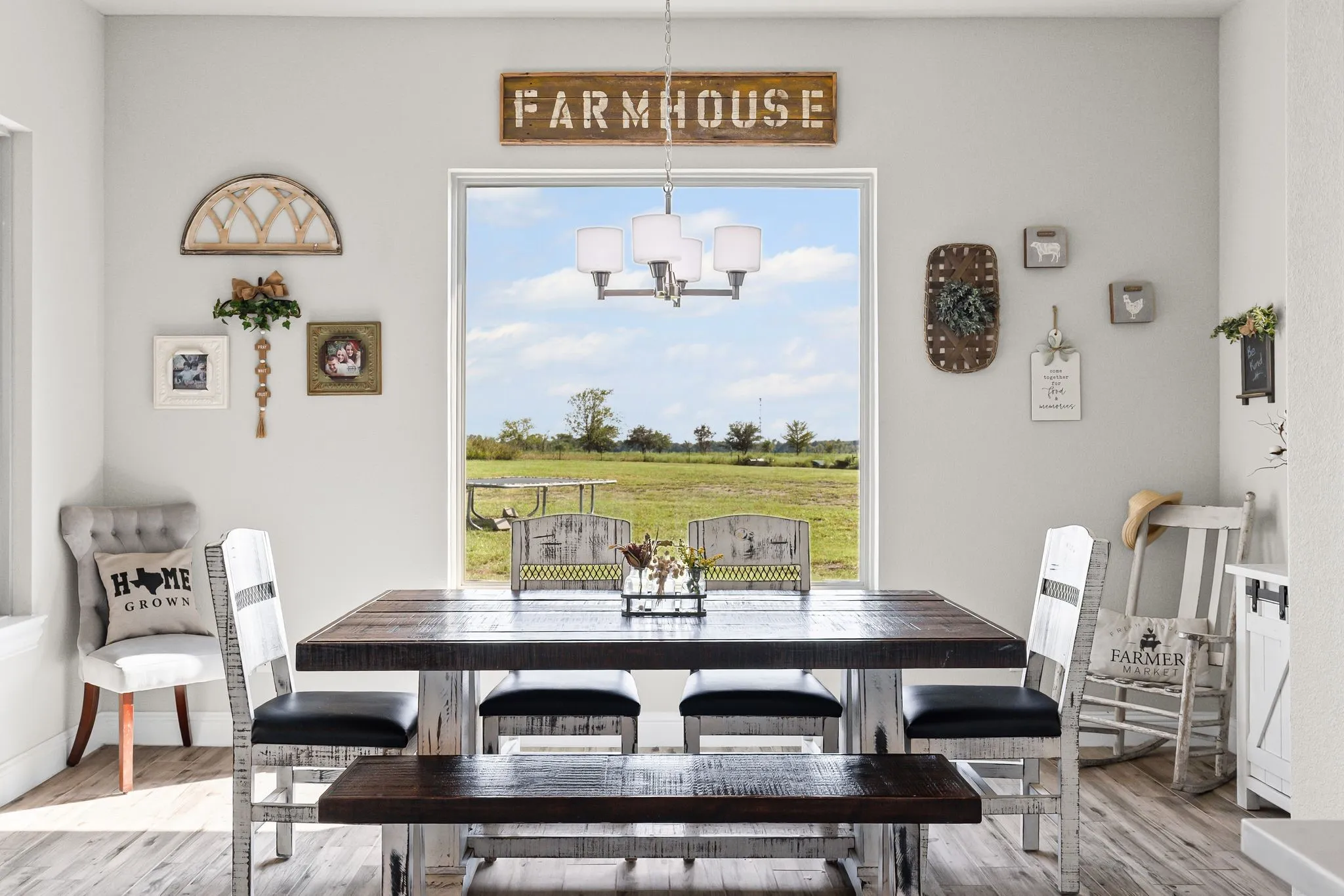 Single Family Residence For Sale in Fannin County , 1094 County Road 4850, Leonard, Texas 75452, 4 Bedrooms, 3 Bathrooms, 2 Garage spaces, 2,463 Sqft, built in 2023, Price $540,000, mls#21279986, Real Estate Agent in Leonard, Homes For Sale in Fannin county, Homes For Sale in Leonard, Realtor in Leonard Texas, Real Estate Brokerage Independent Realty Texas, Luminita Cordes Realtor