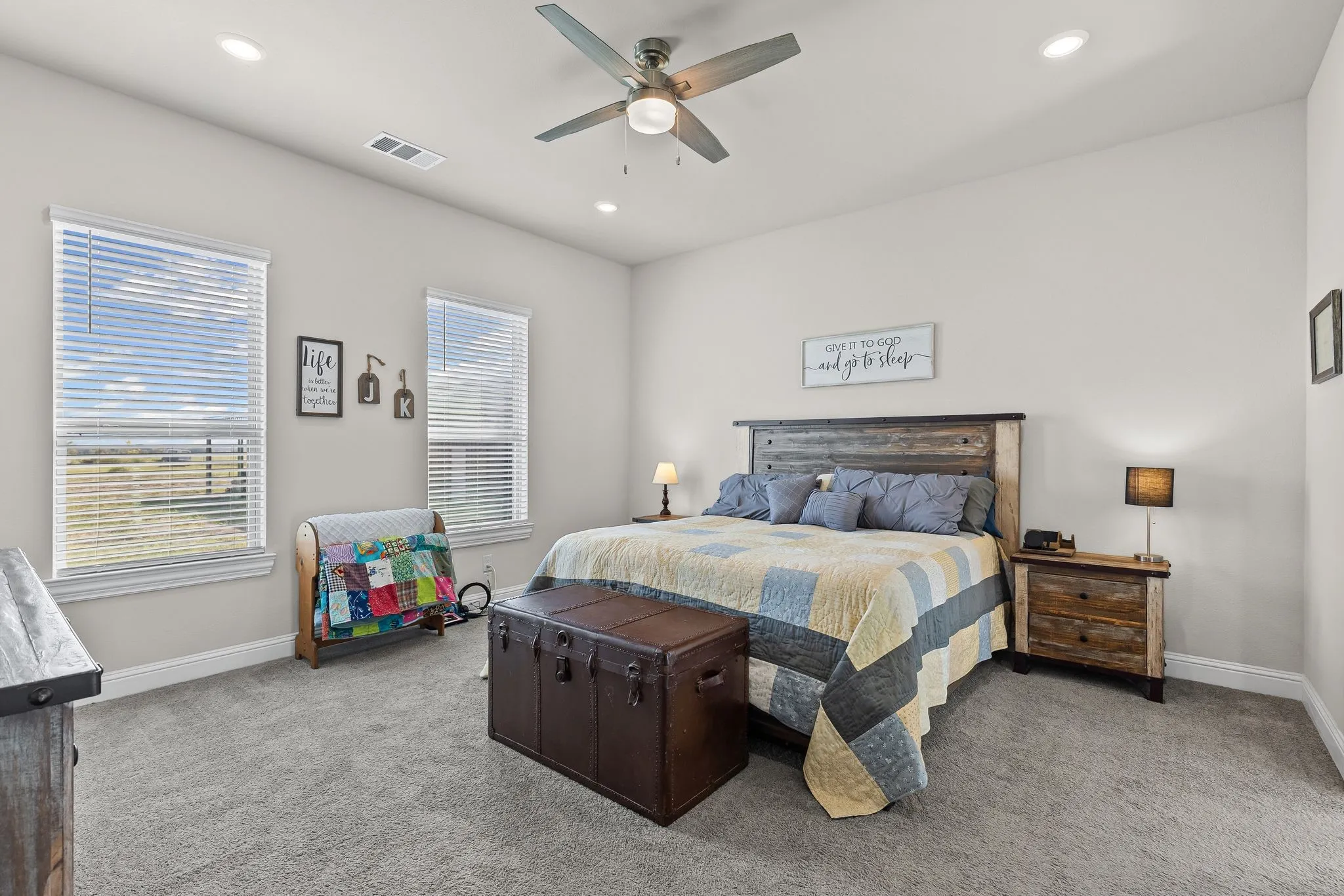 Single Family Residence For Sale in Fannin County , 1094 County Road 4850, Leonard, Texas 75452, 4 Bedrooms, 3 Bathrooms, 2 Garage spaces, 2,463 Sqft, built in 2023, Price $540,000, mls#21279986, Real Estate Agent in Leonard, Homes For Sale in Fannin county, Homes For Sale in Leonard, Realtor in Leonard Texas, Real Estate Brokerage Independent Realty Texas, Luminita Cordes Realtor
