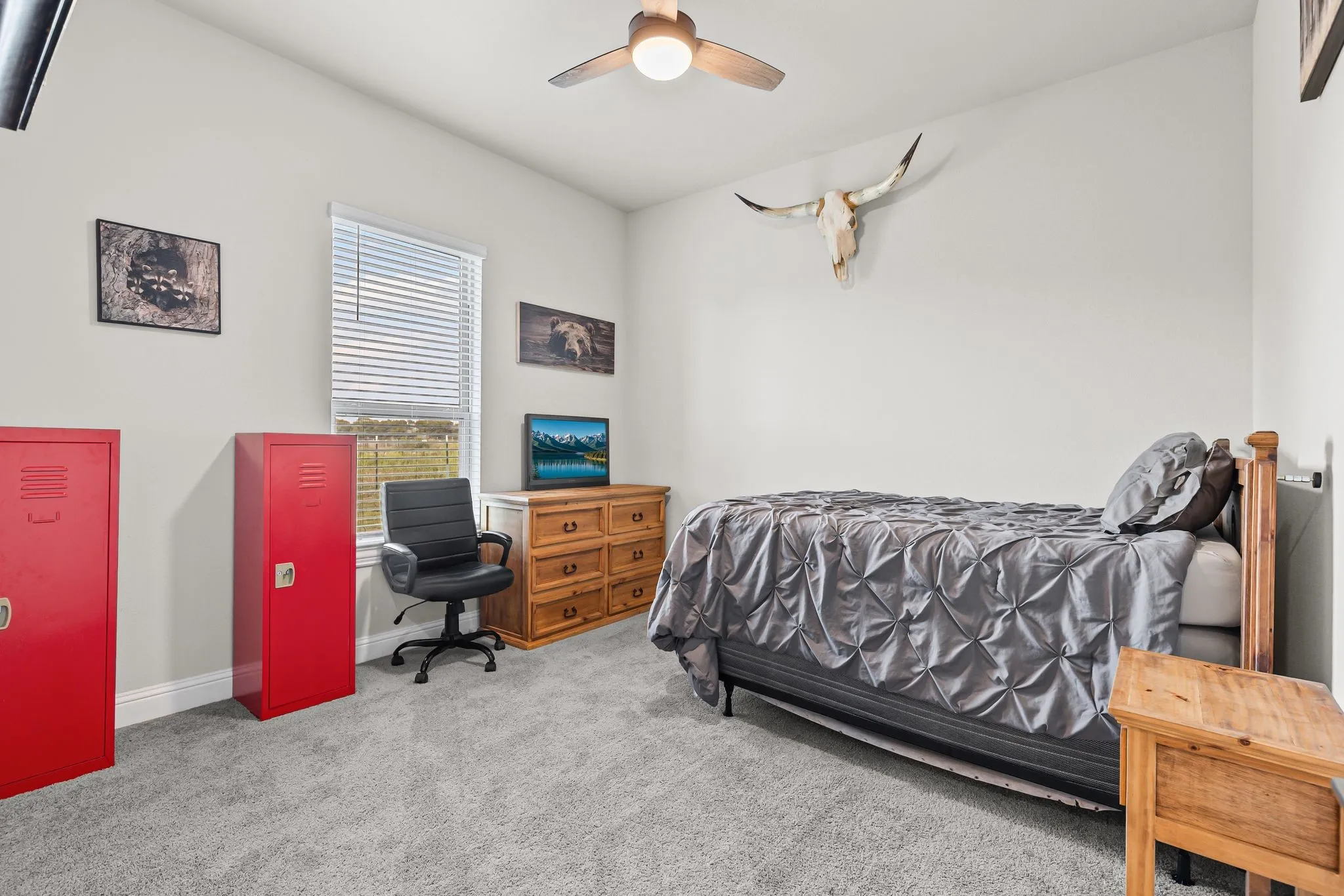 Single Family Residence For Sale in Fannin County , 1094 County Road 4850, Leonard, Texas 75452, 4 Bedrooms, 3 Bathrooms, 2 Garage spaces, 2,463 Sqft, built in 2023, Price $540,000, mls#21279986, Real Estate Agent in Leonard, Homes For Sale in Fannin county, Homes For Sale in Leonard, Realtor in Leonard Texas, Real Estate Brokerage Independent Realty Texas, Luminita Cordes Realtor