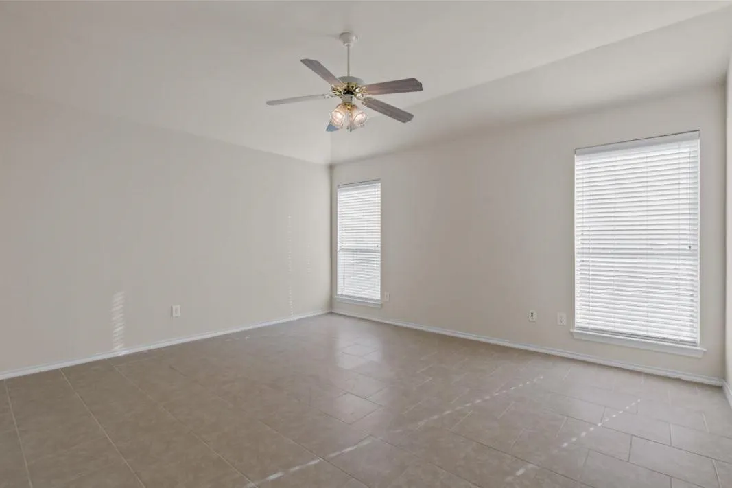 Single Family Residence For Rent in Collin County , 1117 Shaker Run, Mc Kinney, Texas 75069, 3 Bedroom, 2 Bathroom, 2 Garage spaces, 1,469 Sqft, built in 2001, mls#21280566, Real Estate Agent in Mc Kinney, Homes For Rent in Collin county, Homes For Rent in Mc Kinney, Realtor in Mc Kinney Texas, Real Estate Brokerage Independent Realty Texas, Luminita Cordes Realtor
