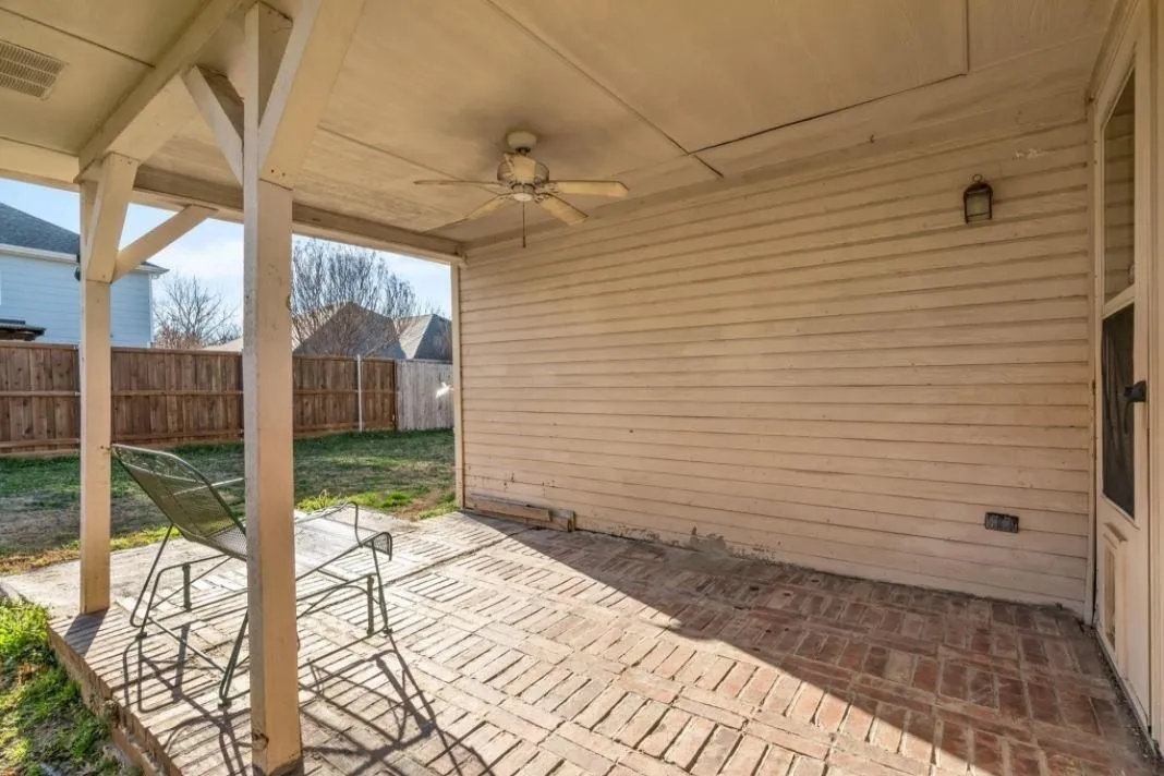 Single Family Residence For Rent in Collin County , 1117 Shaker Run, Mc Kinney, Texas 75069, 3 Bedroom, 2 Bathroom, 2 Garage spaces, 1,469 Sqft, built in 2001, mls#21280566, Real Estate Agent in Mc Kinney, Homes For Rent in Collin county, Homes For Rent in Mc Kinney, Realtor in Mc Kinney Texas, Real Estate Brokerage Independent Realty Texas, Luminita Cordes Realtor