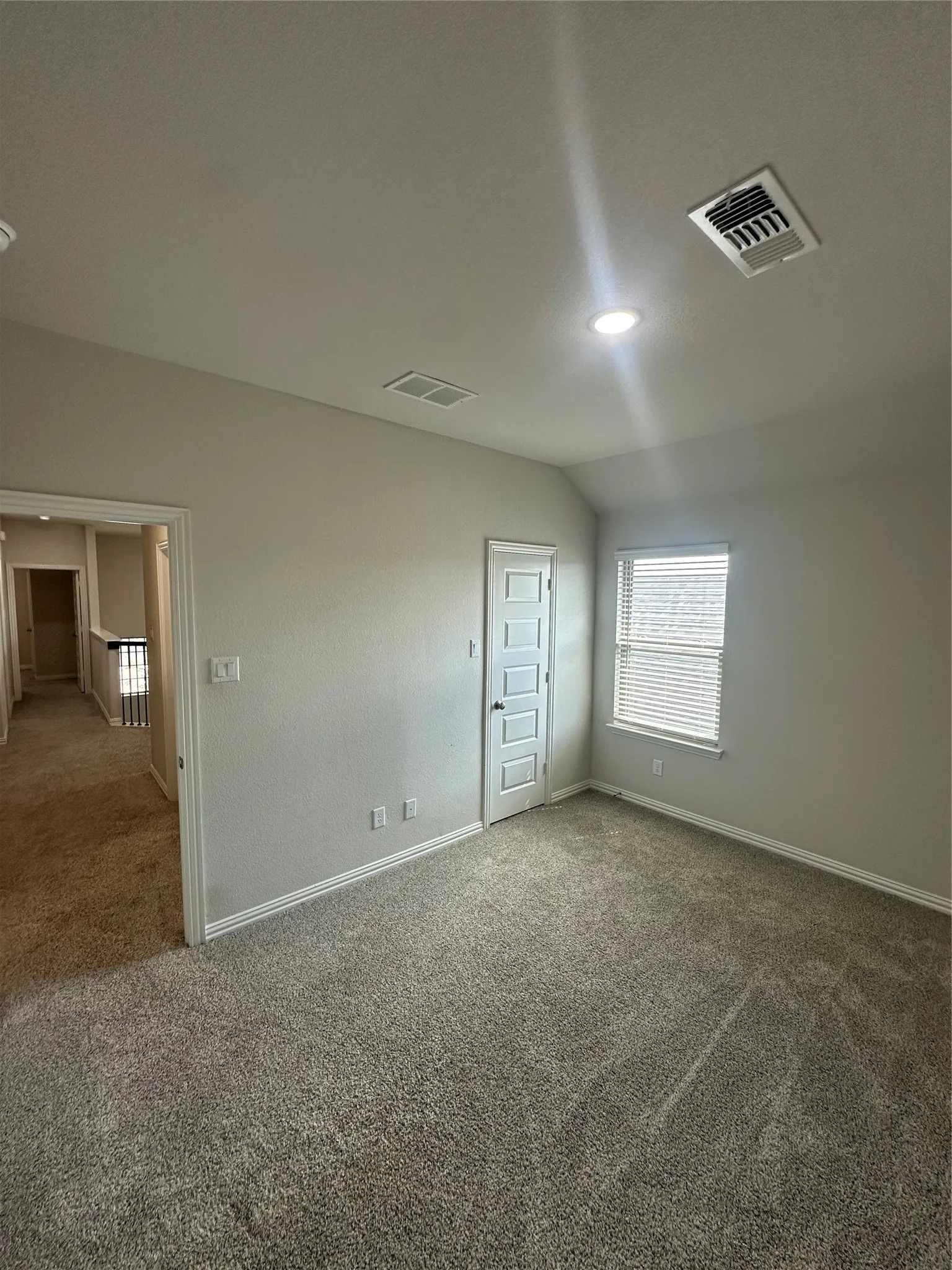 Single Family Residence For Rent in Grayson County , 3918 Talisker Boulevard, Sherman, Texas 75090, 4 Bedroom, 4 Bathroom, 2 Garage spaces, 2,480 Sqft, built in 2023, mls#21280576, Real Estate Agent in Sherman, Homes For Rent in Grayson county, Homes For Rent in Sherman, Realtor in Sherman Texas, Real Estate Brokerage Independent Realty Texas, Luminita Cordes Realtor