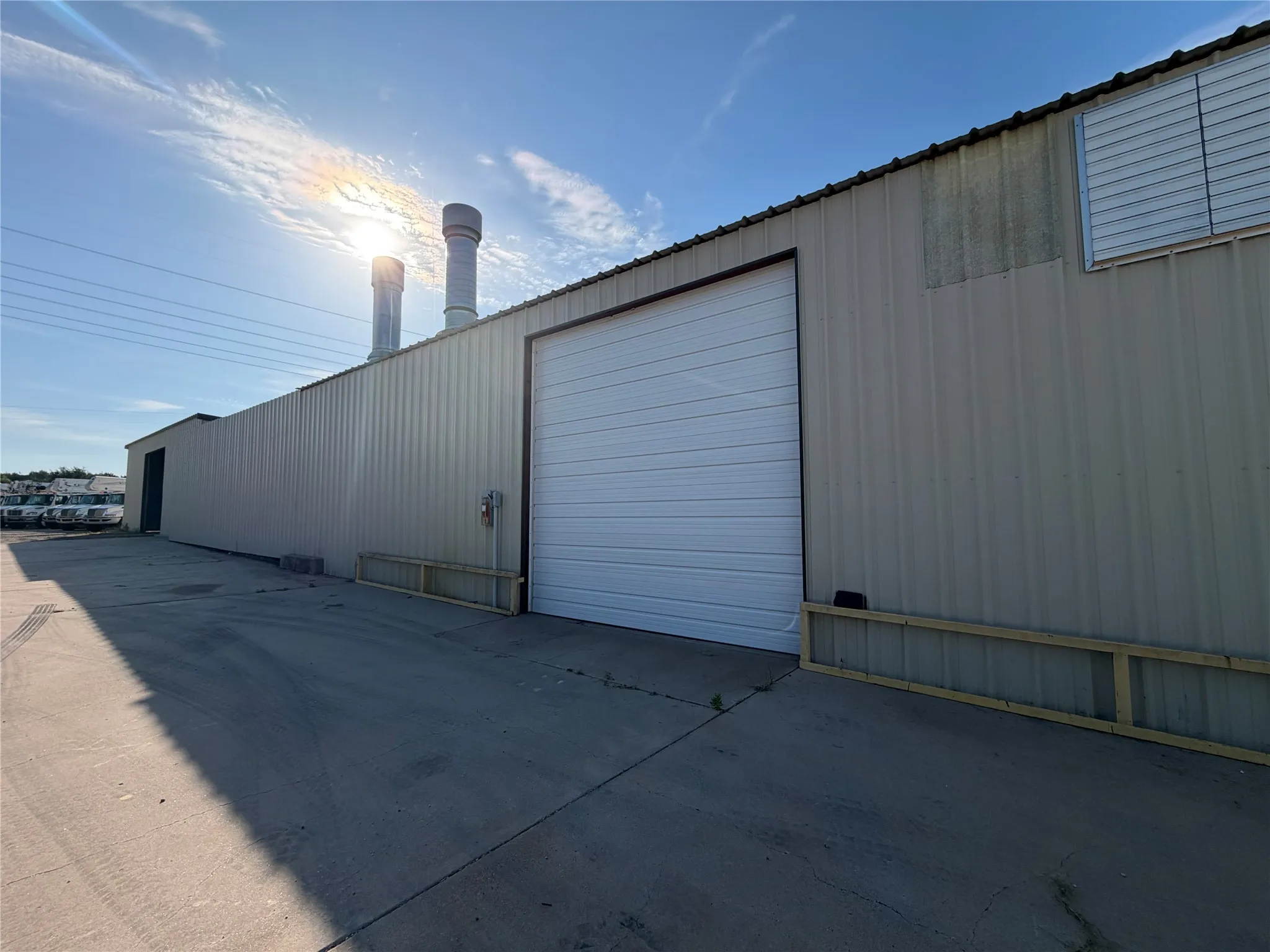 Industrial For Rent in Hood County , 105 Sunset Acres Ct K, Granbury, Texas 76048, 0, 0, Garage spaces, 0 Sqft, built in 1998, mls#21280583, Real Estate Agent in Granbury, Homes For Rent in Hood county, Homes For Rent in Granbury, Realtor in Granbury Texas, Real Estate Brokerage Independent Realty Texas, Luminita Cordes Realtor