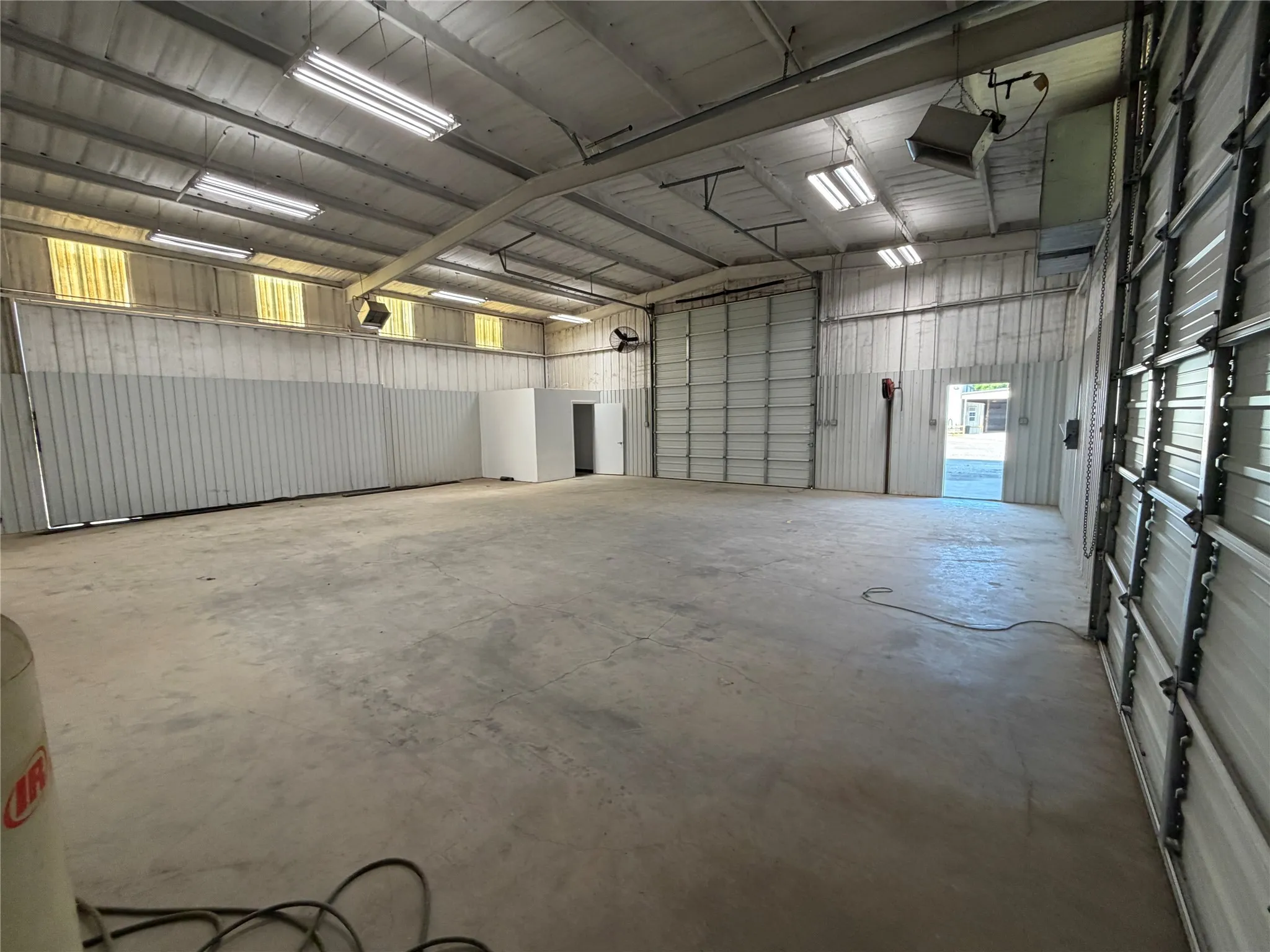 Industrial For Rent in Hood County , 105 Sunset Acres Ct K, Granbury, Texas 76048, 0, 0, Garage spaces, 0 Sqft, built in 1998, mls#21280583, Real Estate Agent in Granbury, Homes For Rent in Hood county, Homes For Rent in Granbury, Realtor in Granbury Texas, Real Estate Brokerage Independent Realty Texas, Luminita Cordes Realtor