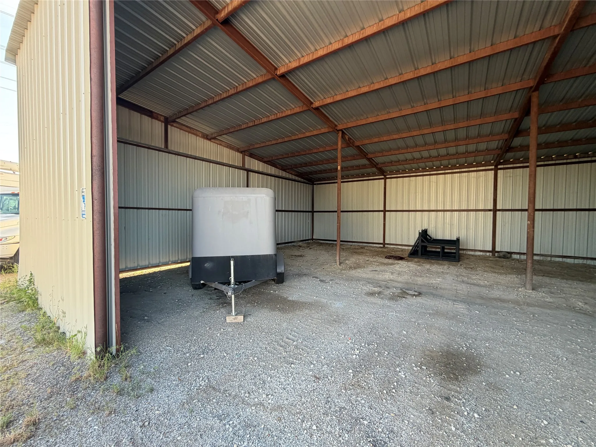 Industrial For Rent in Hood County , 105 Sunset Acres Ct K, Granbury, Texas 76048, 0, 0, Garage spaces, 0 Sqft, built in 1998, mls#21280583, Real Estate Agent in Granbury, Homes For Rent in Hood county, Homes For Rent in Granbury, Realtor in Granbury Texas, Real Estate Brokerage Independent Realty Texas, Luminita Cordes Realtor