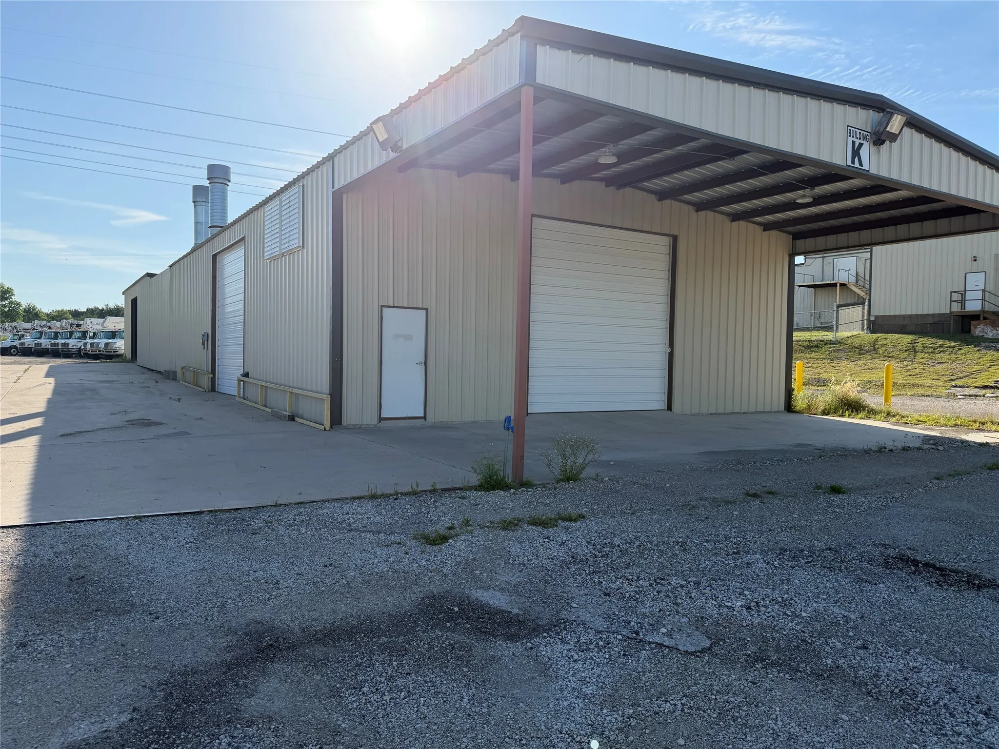 Industrial For Rent in Hood County , 105 Sunset Acres Ct K, Granbury, Texas 76048, 0, 0, Garage spaces, 0 Sqft, built in 1998, mls#21280583, Real Estate Agent in Granbury, Homes For Rent in Hood county, Homes For Rent in Granbury, Realtor in Granbury Texas, Real Estate Brokerage Independent Realty Texas, Luminita Cordes Realtor