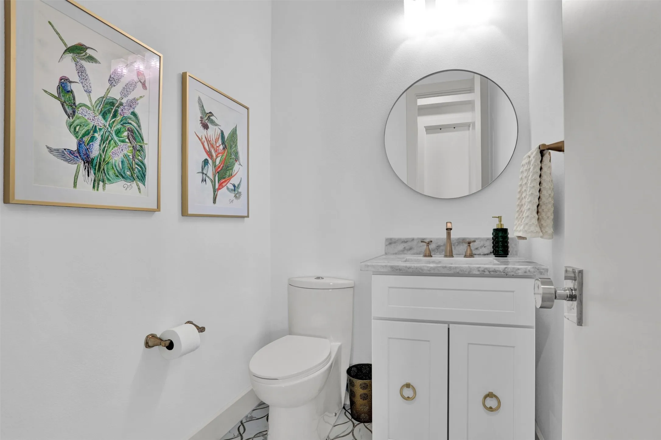 Single Family Residence For Sale in Dallas County , 13001 Hutton Drive 10, Farmers Branch, Texas 75234, 3 Bedroom, 5 Bathroom, 2 Garage spaces, 2,837 Sqft, built in 2019, mls#21279788, Real Estate Agent in Farmers Branch, Homes For Sale in Dallas county, Homes For Sale in Farmers Branch, Realtor in Farmers Branch Texas, Real Estate Brokerage Independent Realty Texas, Luminita Cordes Realtor