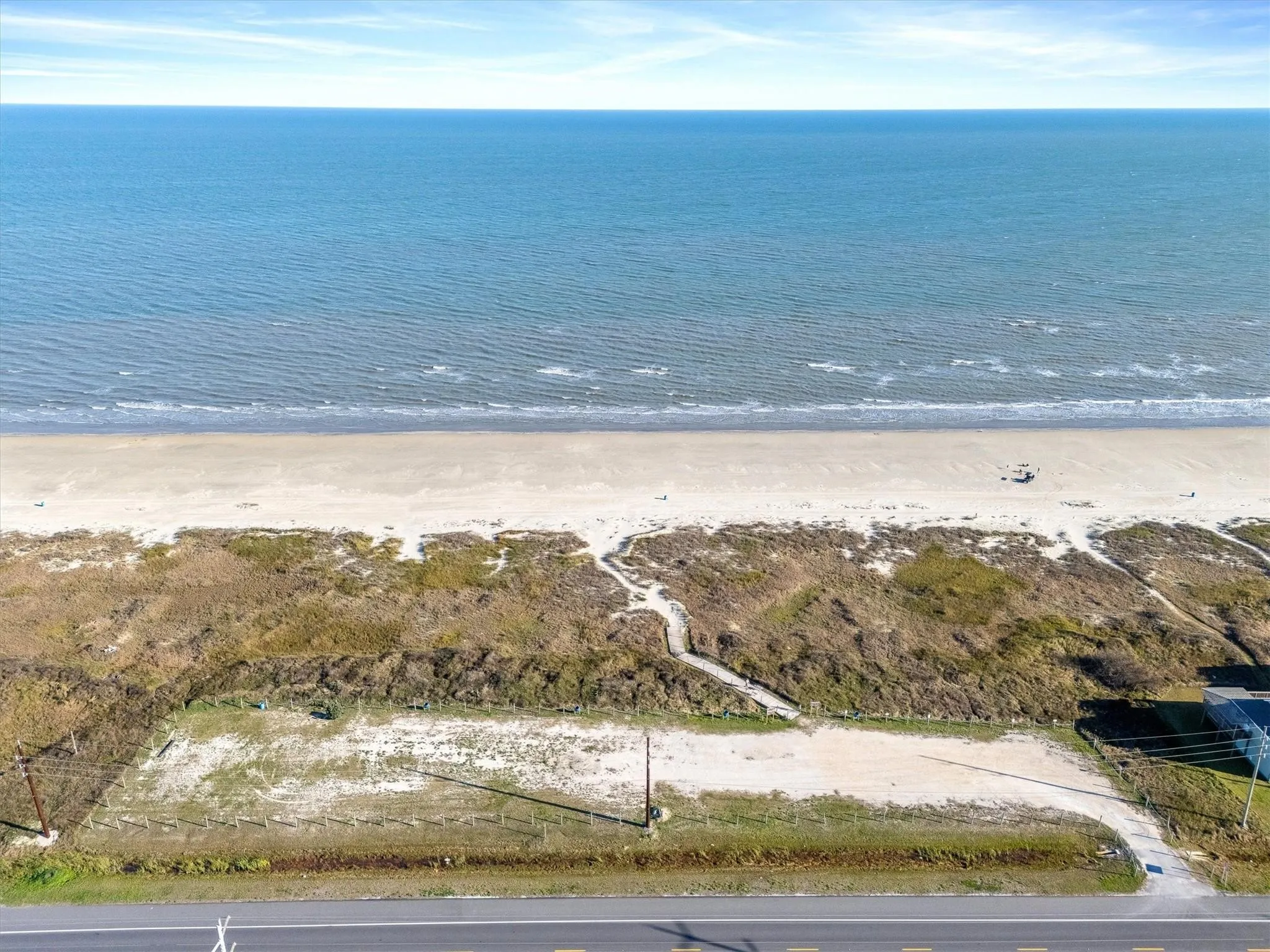 Single Family Residence For Sale in Galveston County , 23221 Galceran Drive, Galveston, Texas 77554, 3 Bedroom, 2 Bathroom, 4 Garage spaces, 1,824 Sqft, built in 1979, mls#21278651, Real Estate Agent in Galveston, Homes For Sale in Galveston county, Homes For Sale in Galveston, Realtor in Galveston Texas, Real Estate Brokerage Independent Realty Texas, Luminita Cordes Realtor
