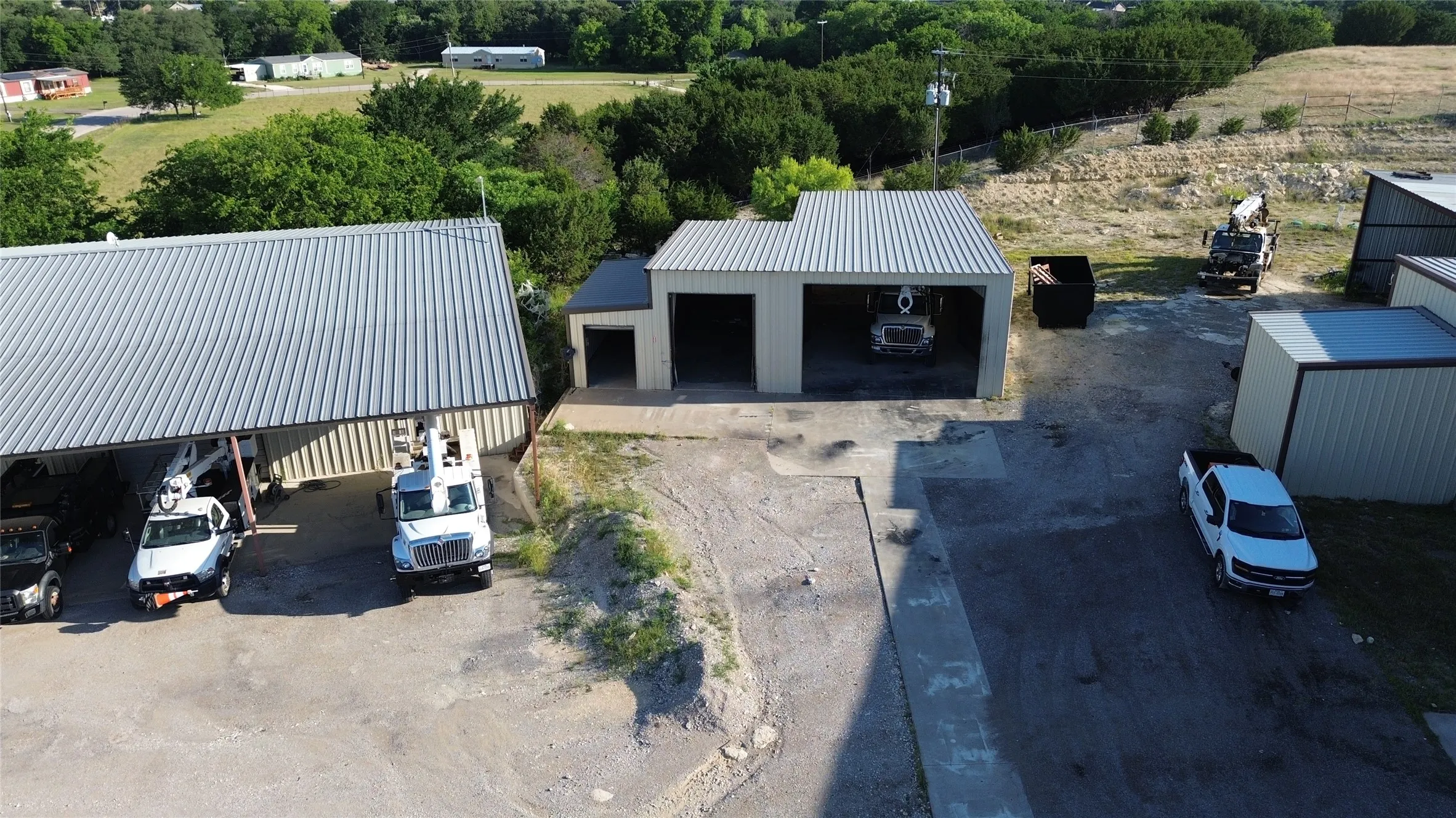 Industrial For Rent in Hood County , 105 Sunset Acres Ct H, I, Granbury, Texas 76048, 0, 0, Garage spaces, 0 Sqft, built in 1998, Price $3,925, mls#21280595, Real Estate Agent in Granbury, Homes For Rent in Hood county, Homes For Rent in Granbury, Realtor in Granbury Texas, Real Estate Brokerage Independent Realty Texas, Luminita Cordes Realtor