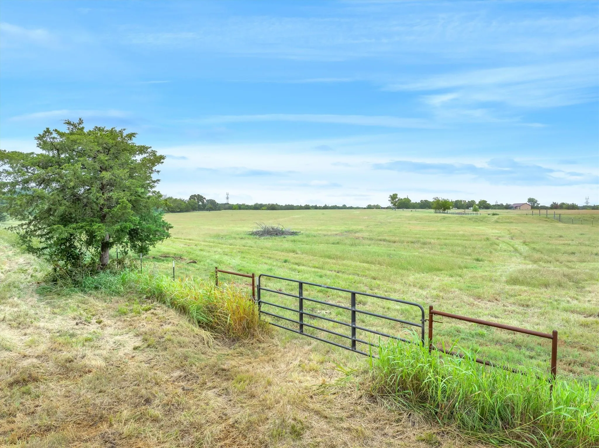 Unimproved Land For Sale in Van Zandt County , TBD VZ County Rd 3812, Wills Point, Texas 75169, 0, 0, Garage spaces, 0 Sqft, built in 0, mls#21278243, Real Estate Agent in Wills Point, Homes For Sale in Van Zandt county, Homes For Sale in Wills Point, Realtor in Wills Point Texas, Real Estate Brokerage Independent Realty Texas, Luminita Cordes Realtor