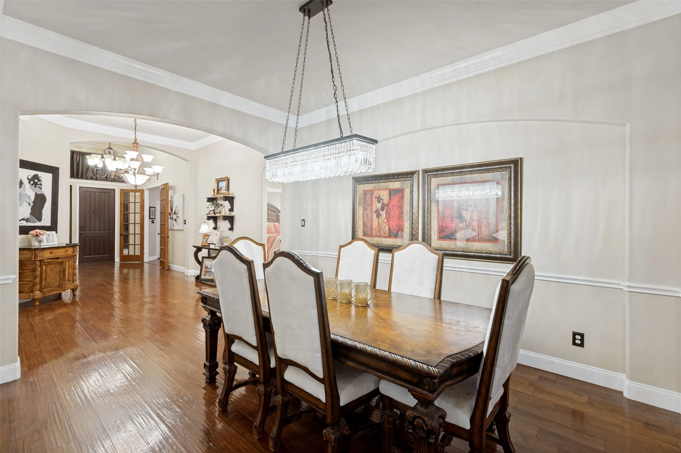 Single Family Residence For Sale in Denton County , 730 Peninsula Bend, Shady Shores, Texas 76208, 4 Bedroom, 3 Bathroom, 3 Garage spaces, 3,441 Sqft, built in 2002, Price $1,195,000, mls#21279164, Real Estate Agent in Shady Shores, Homes For Sale in Denton county, Homes For Sale in Shady Shores, Realtor in Shady Shores Texas, Real Estate Brokerage Independent Realty Texas, Luminita Cordes Realtor