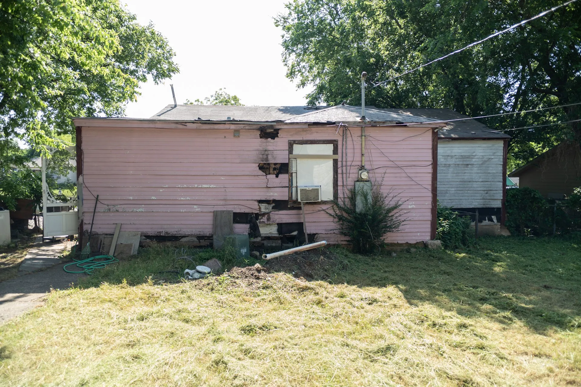 Single Family Residence For Sale in Dallas County , 3403 Alabama Avenue, Dallas, Texas 75216, 3 Bedroom, 1 Bathroom, Garage spaces, 1,263 Sqft, built in 1948, mls#21279007, Real Estate Agent in Dallas, Homes For Sale in Dallas county, Homes For Sale in Dallas, Realtor in Dallas Texas, Real Estate Brokerage Independent Realty Texas, Luminita Cordes Realtor