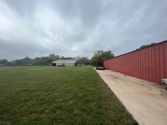 Unimproved Land For Sale in Grayson County , 310 W Hughes Street, Collinsville, Texas 76233, 0, 0, Garage spaces, 0 Sqft, built in 0, Price $500,000, mls#21280629, Real Estate Agent in Collinsville, Homes For Sale in Grayson county, Homes For Sale in Collinsville, Realtor in Collinsville Texas, Real Estate Brokerage Independent Realty Texas, Luminita Cordes Realtor