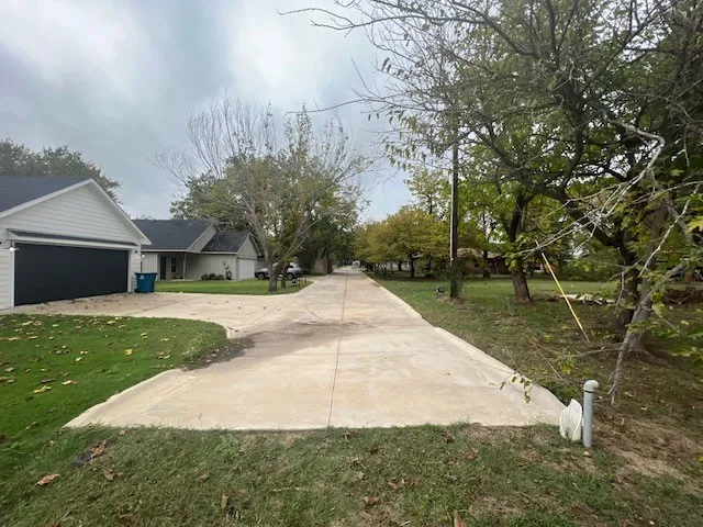 Unimproved Land For Sale in Grayson County , 310 W Hughes Street, Collinsville, Texas 76233, 0, 0, Garage spaces, 0 Sqft, built in 0, Price $500,000, mls#21280629, Real Estate Agent in Collinsville, Homes For Sale in Grayson county, Homes For Sale in Collinsville, Realtor in Collinsville Texas, Real Estate Brokerage Independent Realty Texas, Luminita Cordes Realtor