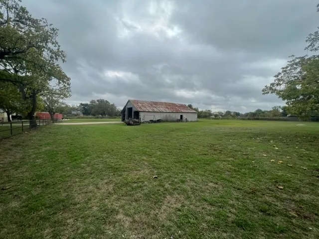 Unimproved Land For Sale in Grayson County , 310 W Hughes Street, Collinsville, Texas 76233, 0, 0, Garage spaces, 0 Sqft, built in 0, Price $500,000, mls#21280629, Real Estate Agent in Collinsville, Homes For Sale in Grayson county, Homes For Sale in Collinsville, Realtor in Collinsville Texas, Real Estate Brokerage Independent Realty Texas, Luminita Cordes Realtor