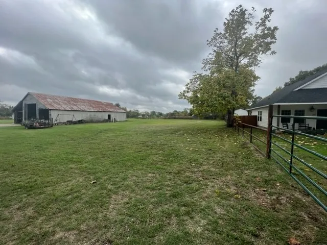 Unimproved Land For Sale in Grayson County , 310 W Hughes Street, Collinsville, Texas 76233, 0, 0, Garage spaces, 0 Sqft, built in 0, Price $500,000, mls#21280629, Real Estate Agent in Collinsville, Homes For Sale in Grayson county, Homes For Sale in Collinsville, Realtor in Collinsville Texas, Real Estate Brokerage Independent Realty Texas, Luminita Cordes Realtor