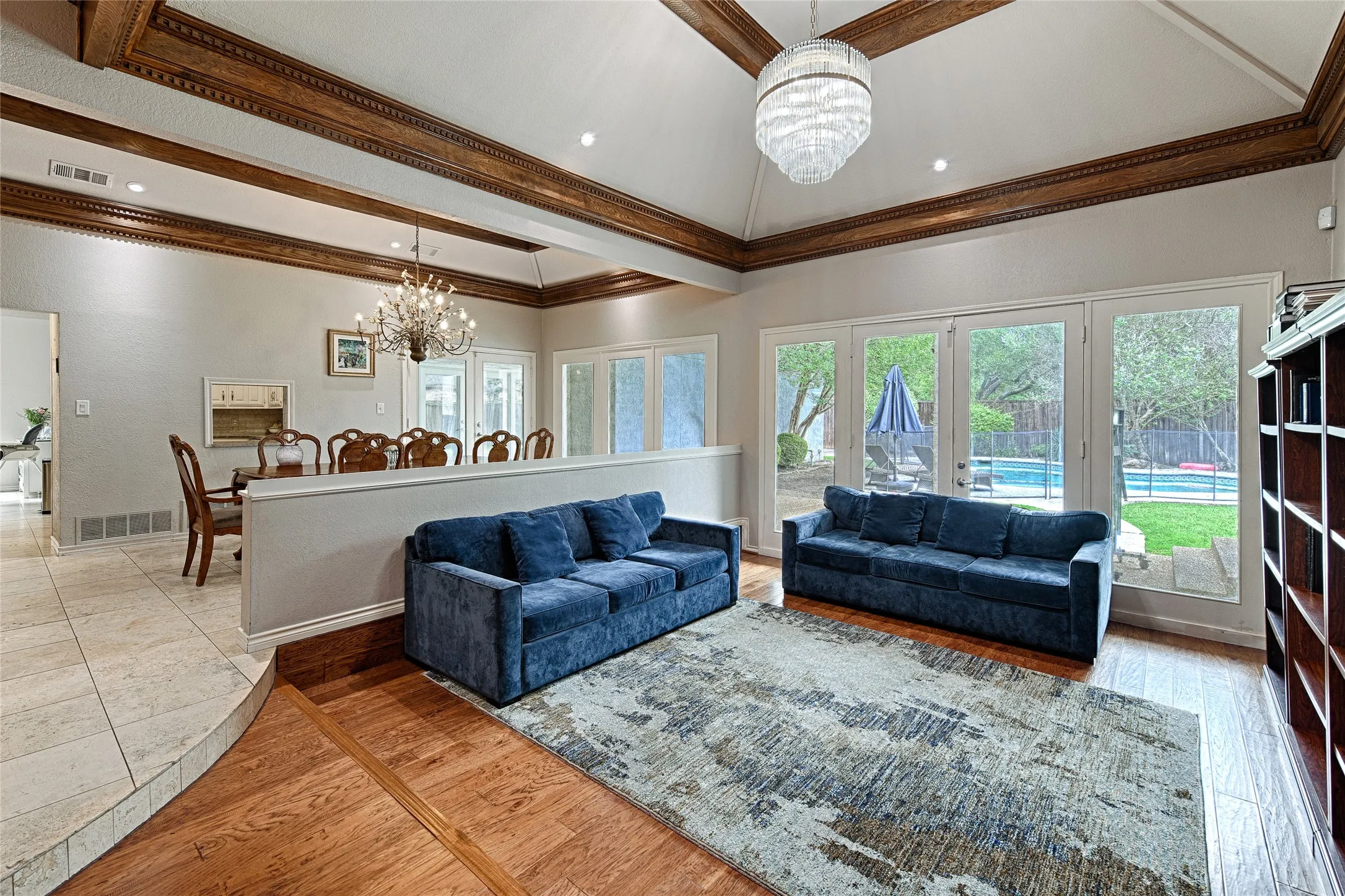 Single Family Residence For Sale in Dallas County , 12504 Renoir Lane, Dallas, Texas 75230, 5 Bedroom, 4 Bathroom, Garage spaces, 4,207 Sqft, built in 1981, Price $999,999, mls#21270689, Real Estate Agent in Dallas, Homes For Sale in Dallas county, Homes For Sale in Dallas, Realtor in Dallas Texas, Real Estate Brokerage Independent Realty Texas, Luminita Cordes Realtor