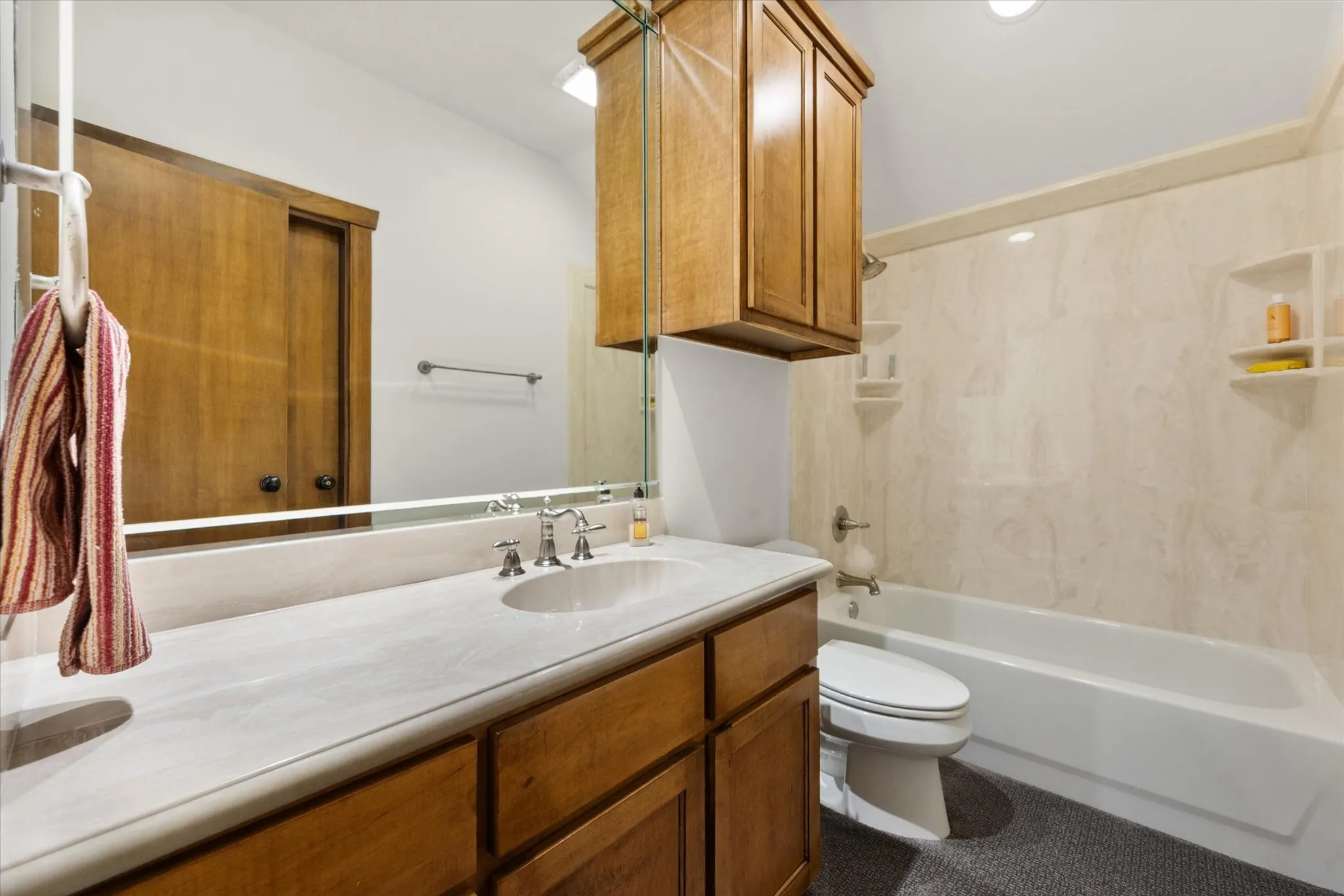 Single Family Residence For Sale in Tarrant County , 2500 Woodbridge Trail, Mansfield, Texas 76063, 4 Bedroom, 5 Bathroom, 3 Garage spaces, 4,258 Sqft, built in 2004, mls#21276591, Real Estate Agent in Mansfield, Homes For Sale in Tarrant county, Homes For Sale in Mansfield, Realtor in Mansfield Texas, Real Estate Brokerage Independent Realty Texas, Luminita Cordes Realtor