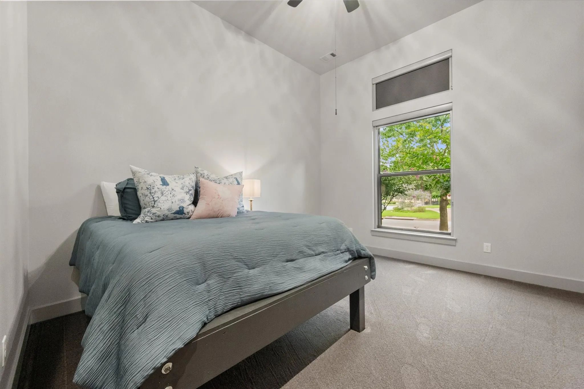 Single Family Residence For Sale in Tarrant County , 2500 Woodbridge Trail, Mansfield, Texas 76063, 4 Bedroom, 5 Bathroom, 3 Garage spaces, 4,258 Sqft, built in 2004, mls#21276591, Real Estate Agent in Mansfield, Homes For Sale in Tarrant county, Homes For Sale in Mansfield, Realtor in Mansfield Texas, Real Estate Brokerage Independent Realty Texas, Luminita Cordes Realtor