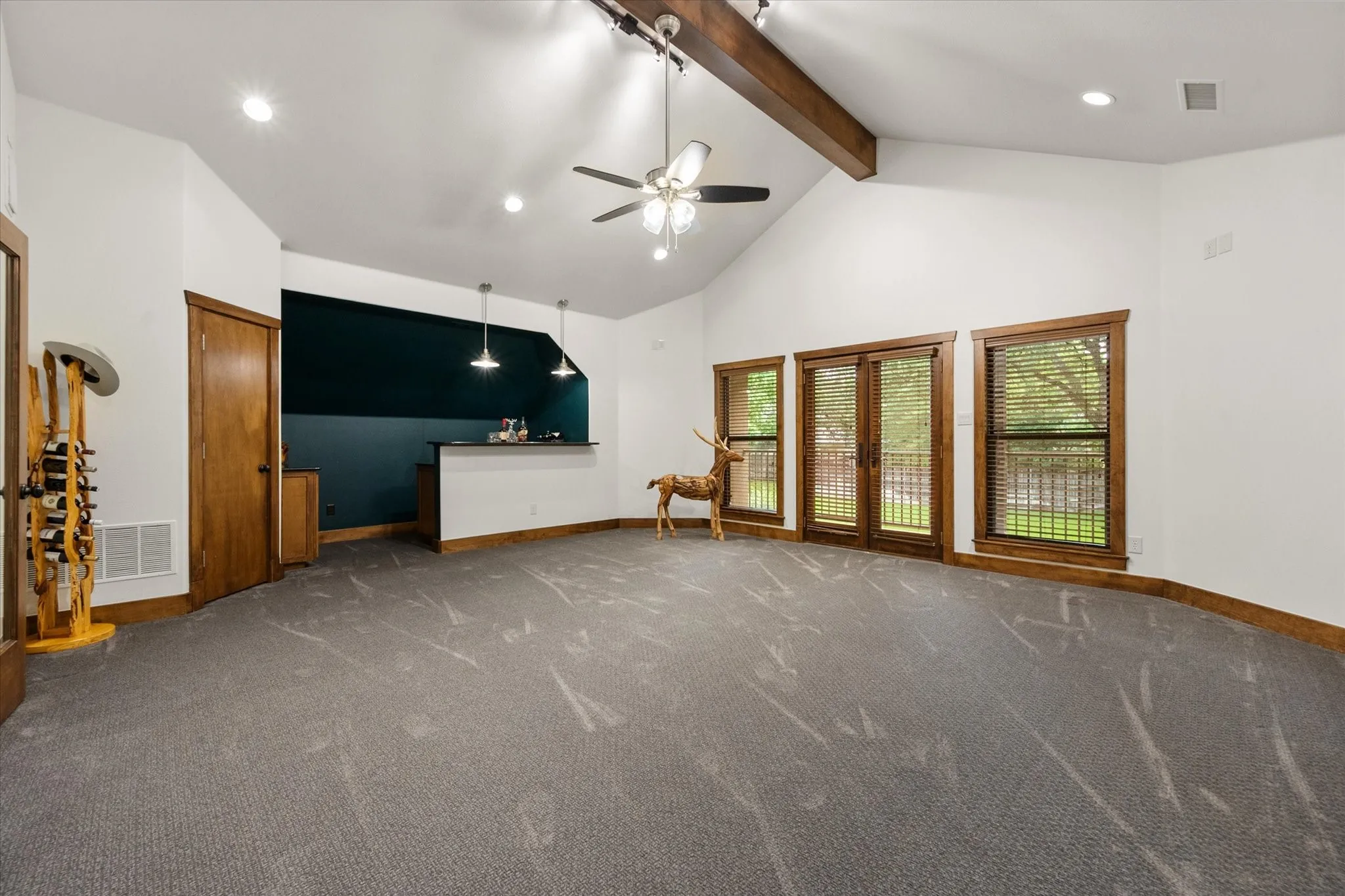2nd game room upstairs