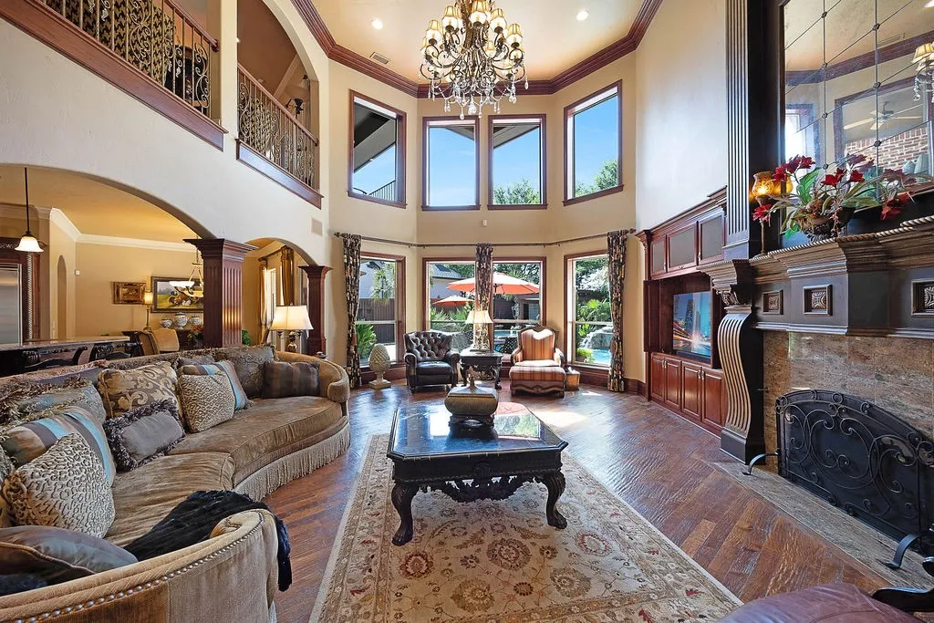 Single Family Residence For Sale in Denton County , 4603 Warwick Lane, Frisco, Texas 75034, 4 Bedroom, 6 Bathroom, 3 Garage spaces, 4,639 Sqft, built in 2004, mls#21280637, Real Estate Agent in Frisco, Homes For Sale in Denton county, Homes For Sale in Frisco, Realtor in Frisco Texas, Real Estate Brokerage Independent Realty Texas, Luminita Cordes Realtor