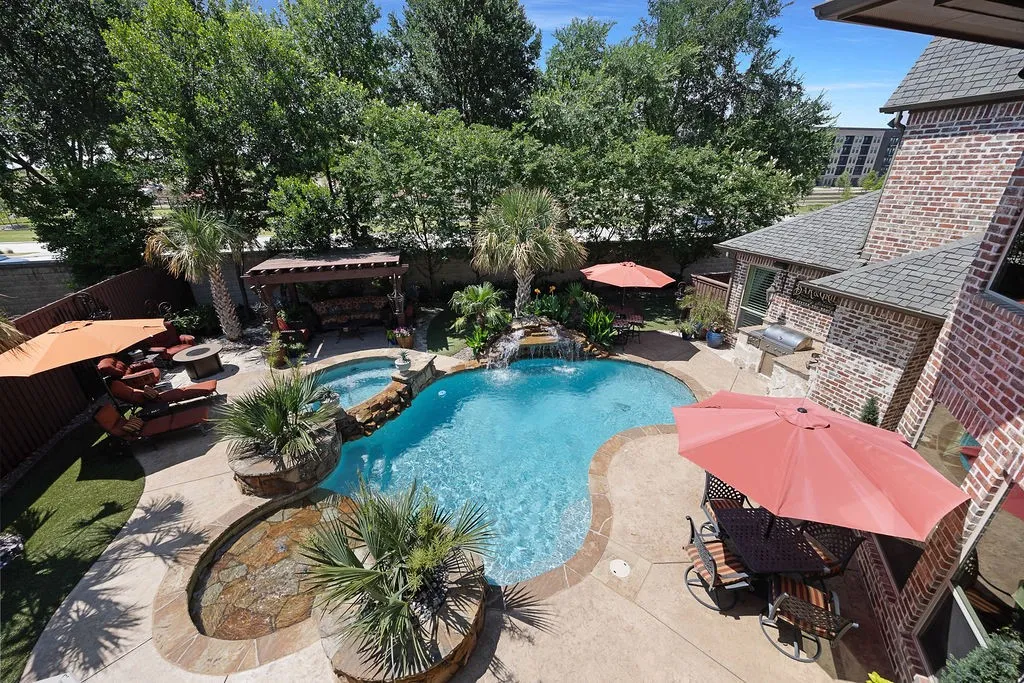 Single Family Residence For Sale in Denton County , 4603 Warwick Lane, Frisco, Texas 75034, 4 Bedroom, 6 Bathroom, 3 Garage spaces, 4,639 Sqft, built in 2004, mls#21280637, Real Estate Agent in Frisco, Homes For Sale in Denton county, Homes For Sale in Frisco, Realtor in Frisco Texas, Real Estate Brokerage Independent Realty Texas, Luminita Cordes Realtor