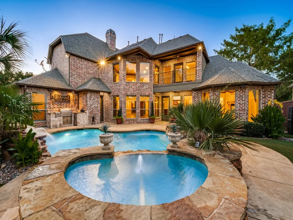 Single Family Residence For Sale in Denton County , 4603 Warwick Lane, Frisco, Texas 75034, 4 Bedroom, 6 Bathroom, 3 Garage spaces, 4,639 Sqft, built in 2004, mls#21280637, Real Estate Agent in Frisco, Homes For Sale in Denton county, Homes For Sale in Frisco, Realtor in Frisco Texas, Real Estate Brokerage Independent Realty Texas, Luminita Cordes Realtor