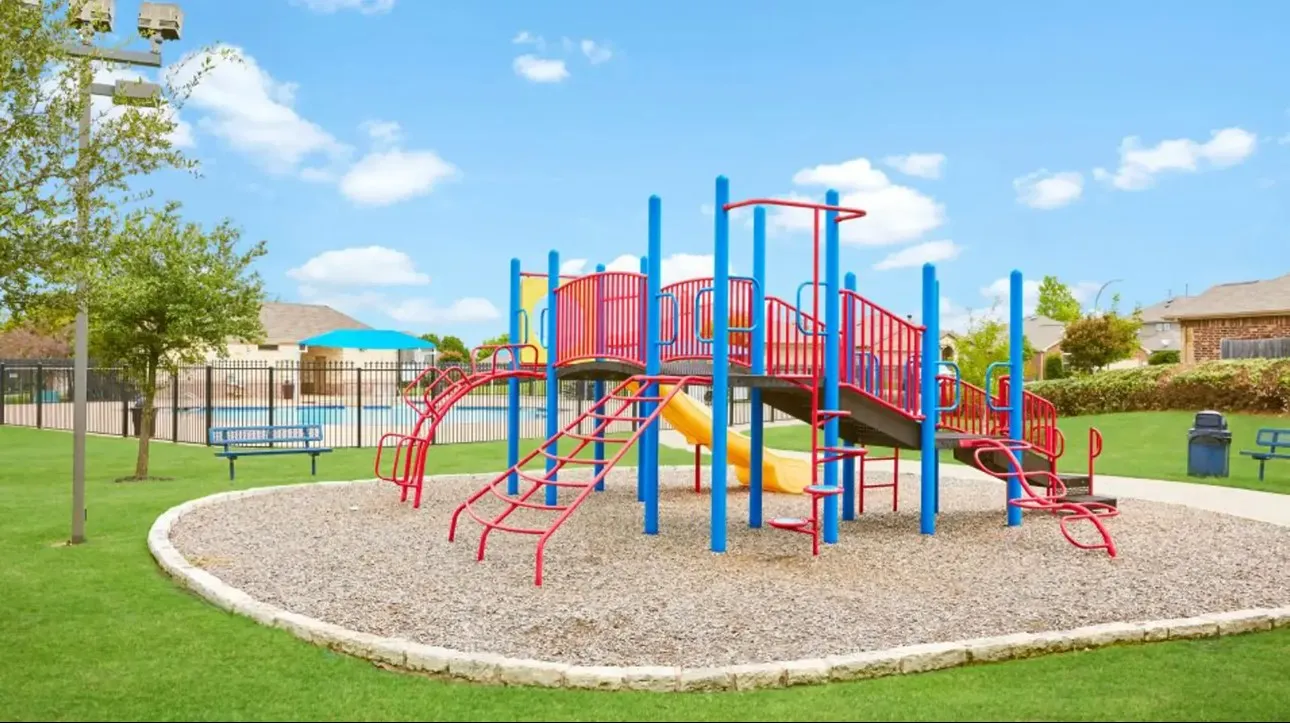 Single Family Residence For Sale in Denton County , 520 Pollyann Trail, Fort Worth, Texas 76052, 3 Bedroom, 3 Bathroom, 2 Garage spaces, 2,372 Sqft, built in 2015, mls#21280674, Real Estate Agent in Fort Worth, Homes For Sale in Denton county, Homes For Sale in Fort Worth, Realtor in Fort Worth Texas, Real Estate Brokerage Independent Realty Texas, Luminita Cordes Realtor
