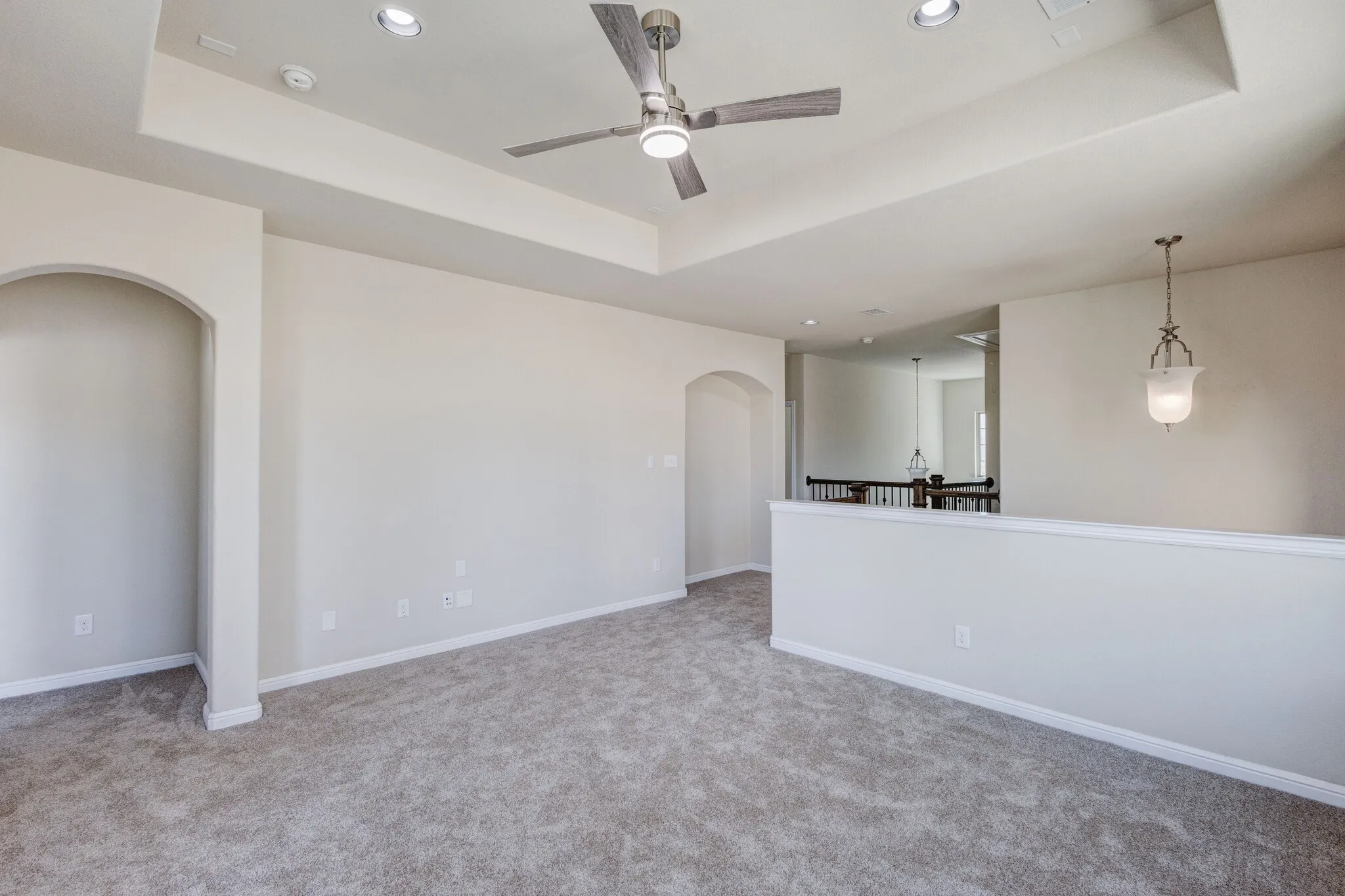 Single Family Residence For Sale in Tarrant County , 3625 Plum Vista Place, Arlington, Texas 76005, 4 Bedroom, 3 Bathroom, 2 Garage spaces, 2,937 Sqft, built in 2014, mls#21280146, Real Estate Agent in Arlington, Homes For Sale in Tarrant county, Homes For Sale in Arlington, Realtor in Arlington Texas, Real Estate Brokerage Independent Realty Texas, Luminita Cordes Realtor