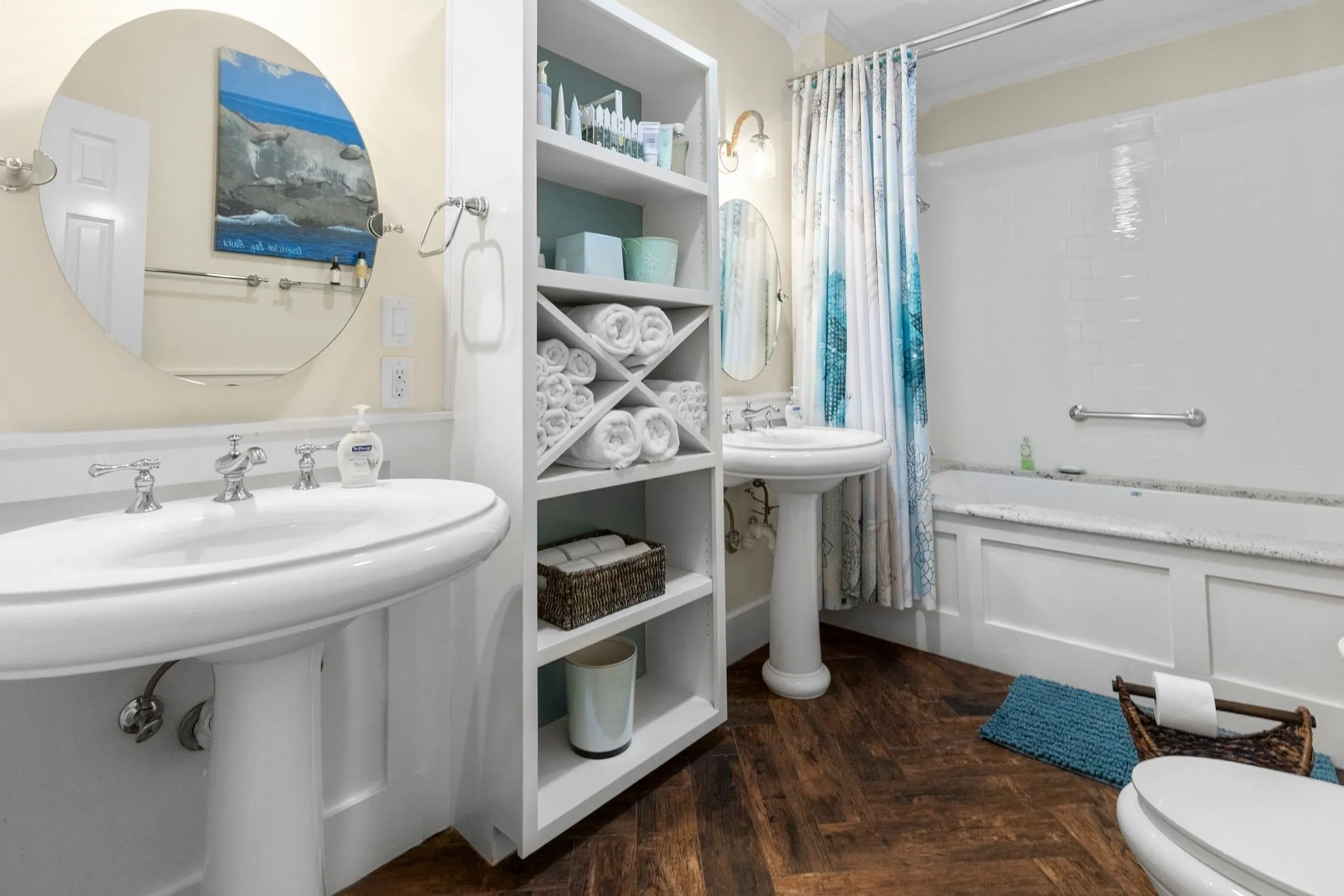 Single Family Residence For Sale in Rains County , 1185 Rs County Road 3503, Emory, Texas 75440, 3 Bedrooms, 3 Bathrooms, 4 Garage spaces, 2,766 Sqft, built in 1997, Price $998,000, mls#21280451, Real Estate Agent in Emory, Homes For Sale in Rains county, Homes For Sale in Emory, Realtor in Emory Texas, Real Estate Brokerage Independent Realty Texas, Luminita Cordes Realtor