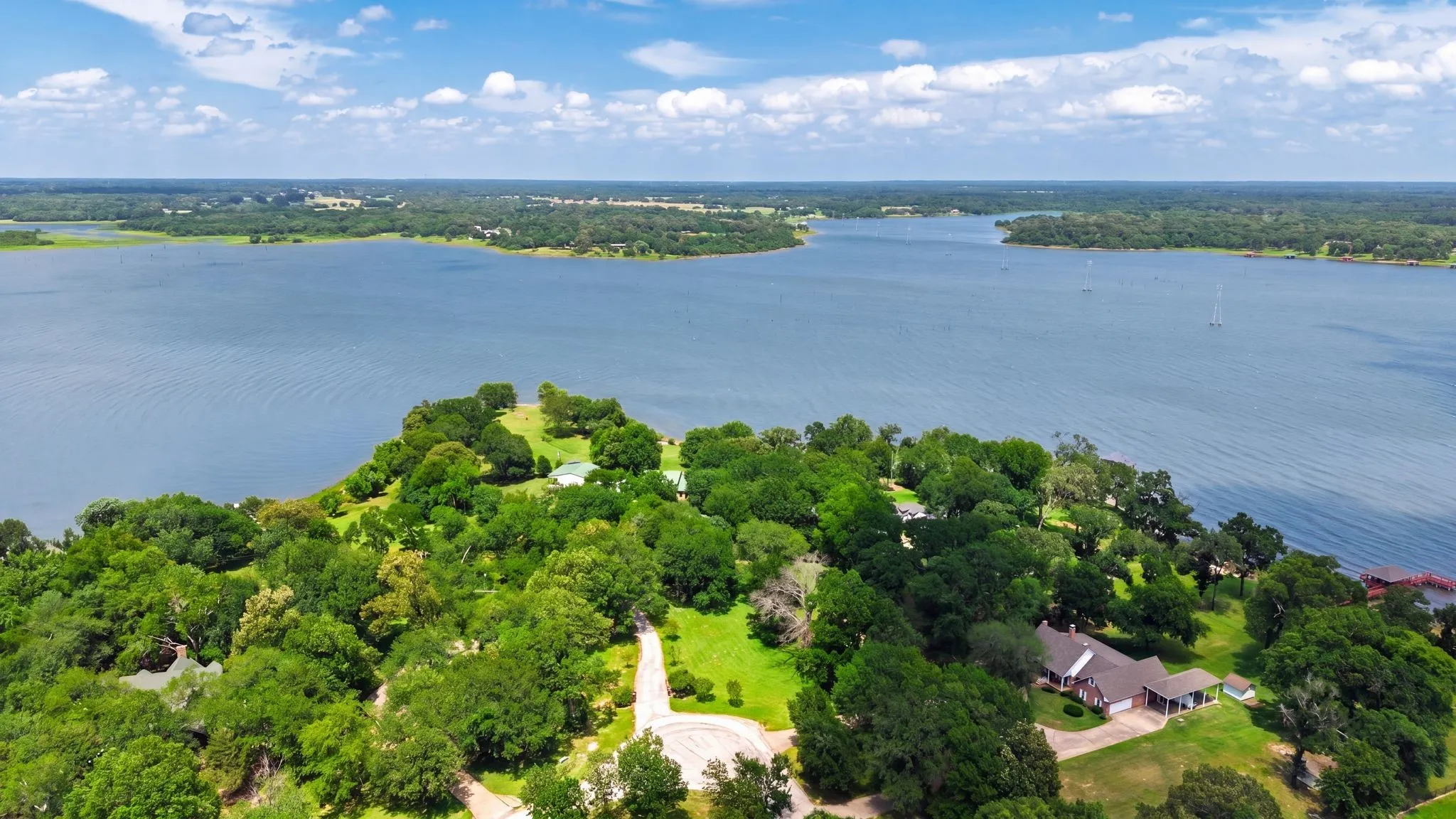 Single Family Residence For Sale in Rains County , 1185 Rs County Road 3503, Emory, Texas 75440, 3 Bedrooms, 3 Bathrooms, 4 Garage spaces, 2,766 Sqft, built in 1997, Price $998,000, mls#21280451, Real Estate Agent in Emory, Homes For Sale in Rains county, Homes For Sale in Emory, Realtor in Emory Texas, Real Estate Brokerage Independent Realty Texas, Luminita Cordes Realtor