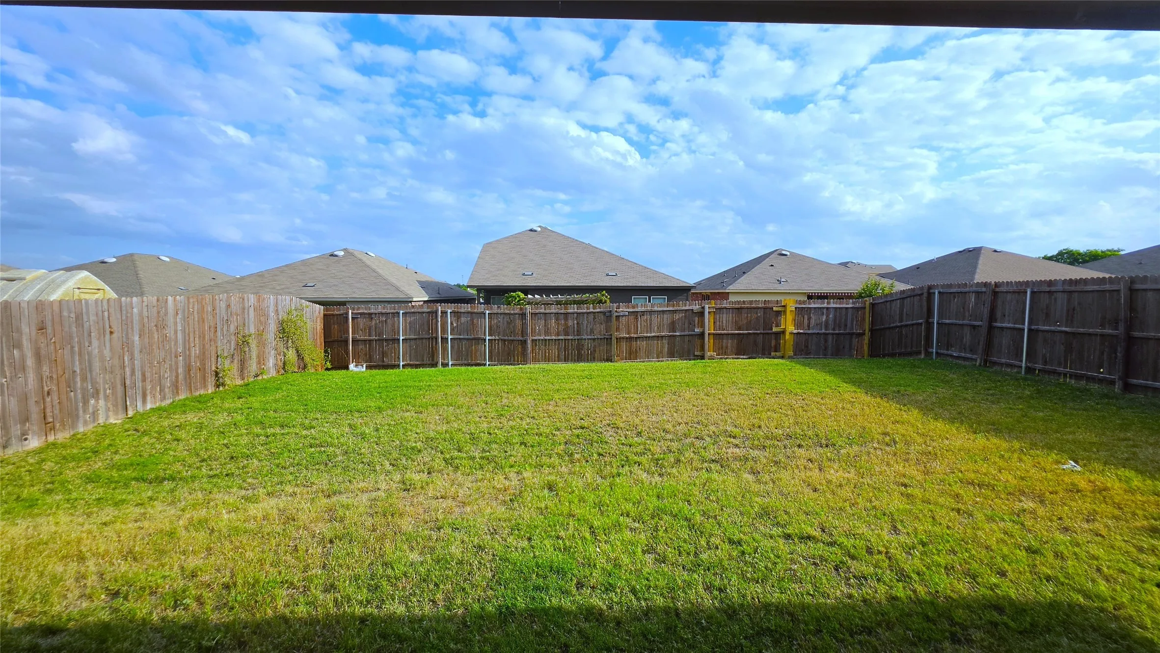 Single Family Residence For Rent in Denton County , 409 Samuel Street, Denton, Texas 76207, 4 Bedroom, 2 Bathroom, 2 Garage spaces, 1,779 Sqft, built in 2020, mls#21280698, Real Estate Agent in Denton, Homes For Rent in Denton county, Homes For Rent in Denton, Realtor in Denton Texas, Real Estate Brokerage Independent Realty Texas, Luminita Cordes Realtor
