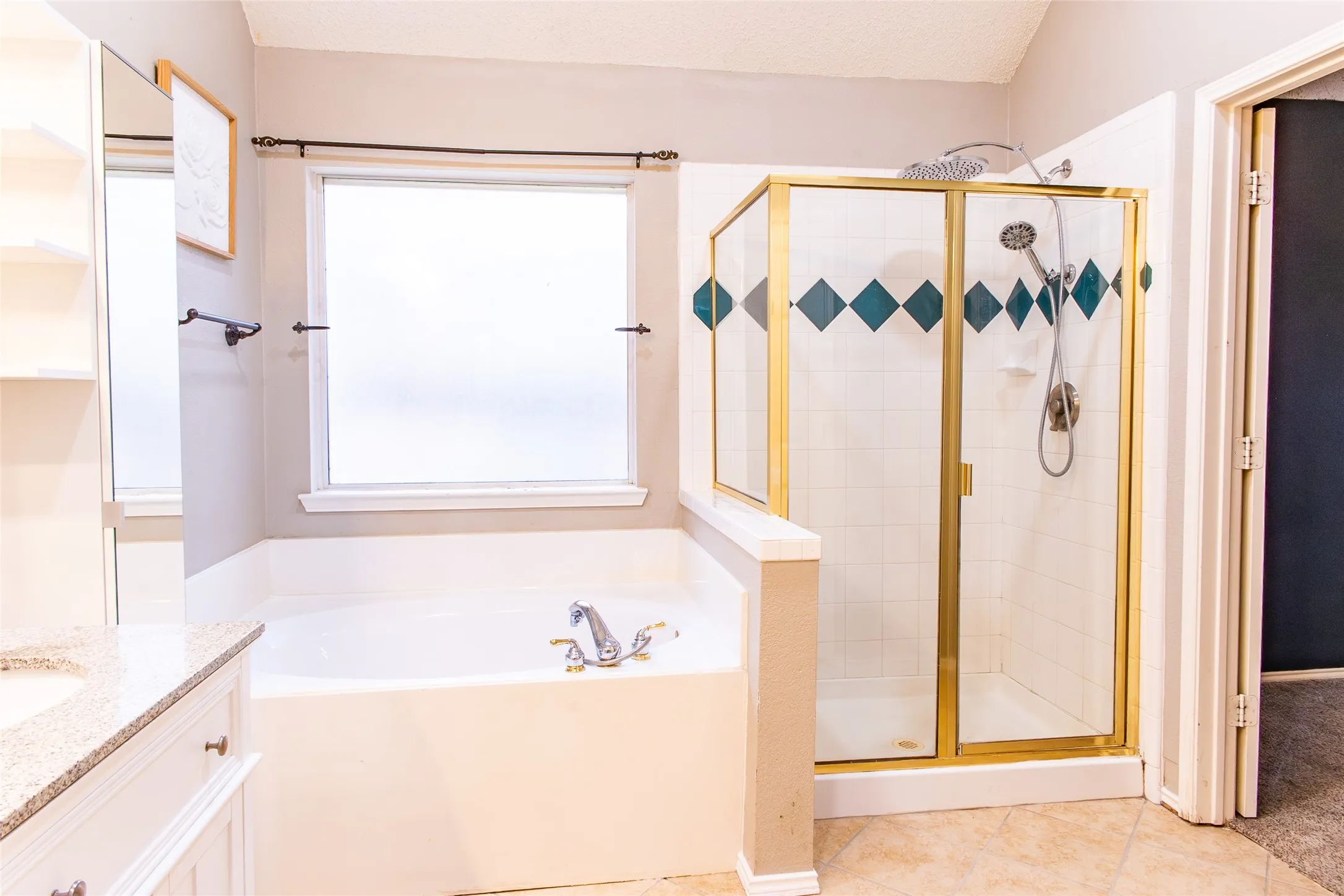 Single Family Residence For Sale in Denton County , 3105 Ottawa Lane, Denton, Texas 76210, 4 Bedroom, 3 Bathroom, 2 Garage spaces, 2,386 Sqft, built in 2000, mls#21280397, Real Estate Agent in Denton, Homes For Sale in Denton county, Homes For Sale in Denton, Realtor in Denton Texas, Real Estate Brokerage Independent Realty Texas, Luminita Cordes Realtor