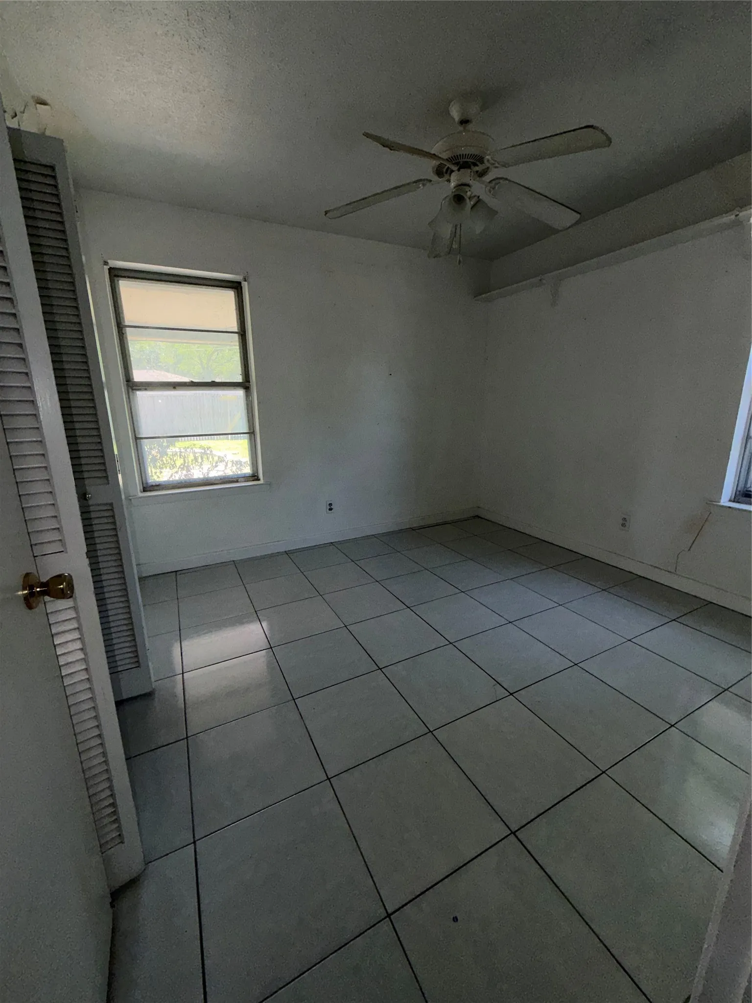 Single Family Residence For Sale in Dallas County , 1908 Somerville Drive, Richardson, Texas 75080, 4 Bedroom, 3 Bathroom, 2 Garage spaces, 2,262 Sqft, built in 1962, mls#21280705, Real Estate Agent in Richardson, Homes For Sale in Dallas county, Homes For Sale in Richardson, Realtor in Richardson Texas, Real Estate Brokerage Independent Realty Texas, Luminita Cordes Realtor