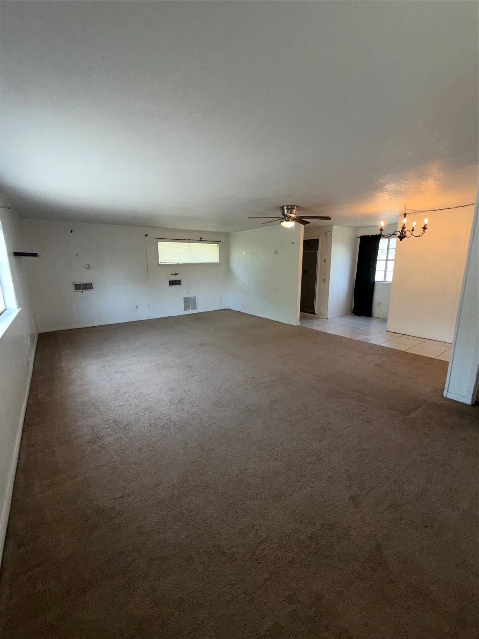 Single Family Residence For Sale in Dallas County , 1908 Somerville Drive, Richardson, Texas 75080, 4 Bedroom, 3 Bathroom, 2 Garage spaces, 2,262 Sqft, built in 1962, mls#21280705, Real Estate Agent in Richardson, Homes For Sale in Dallas county, Homes For Sale in Richardson, Realtor in Richardson Texas, Real Estate Brokerage Independent Realty Texas, Luminita Cordes Realtor
