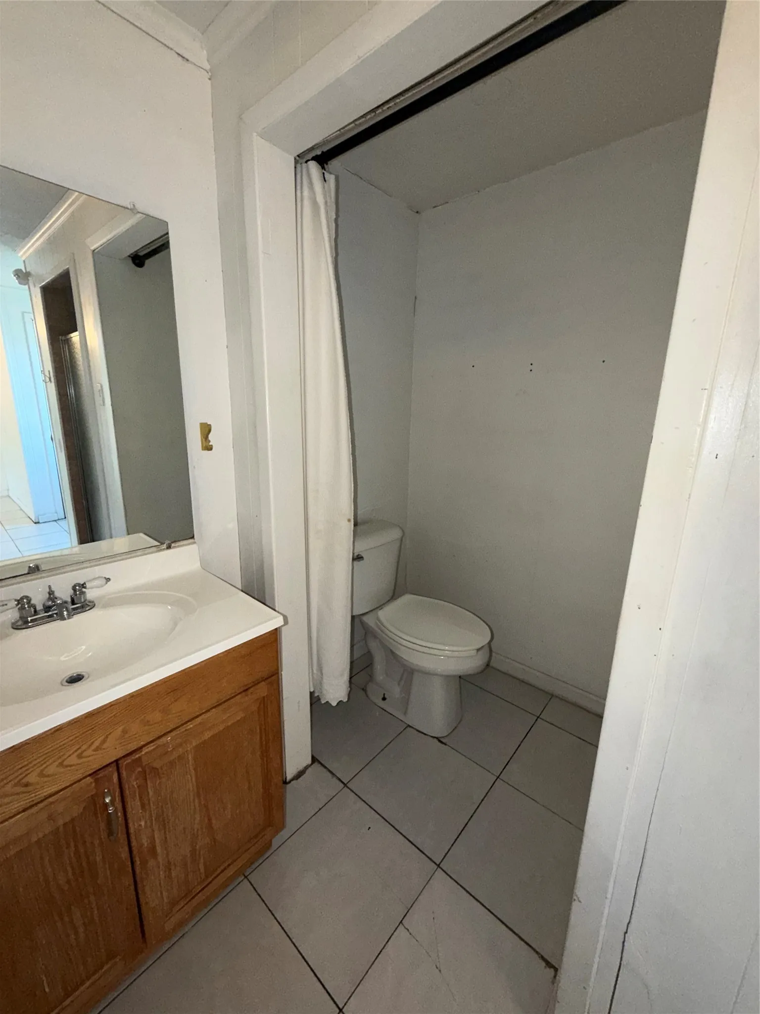 Single Family Residence For Sale in Dallas County , 1908 Somerville Drive, Richardson, Texas 75080, 4 Bedroom, 3 Bathroom, 2 Garage spaces, 2,262 Sqft, built in 1962, mls#21280705, Real Estate Agent in Richardson, Homes For Sale in Dallas county, Homes For Sale in Richardson, Realtor in Richardson Texas, Real Estate Brokerage Independent Realty Texas, Luminita Cordes Realtor