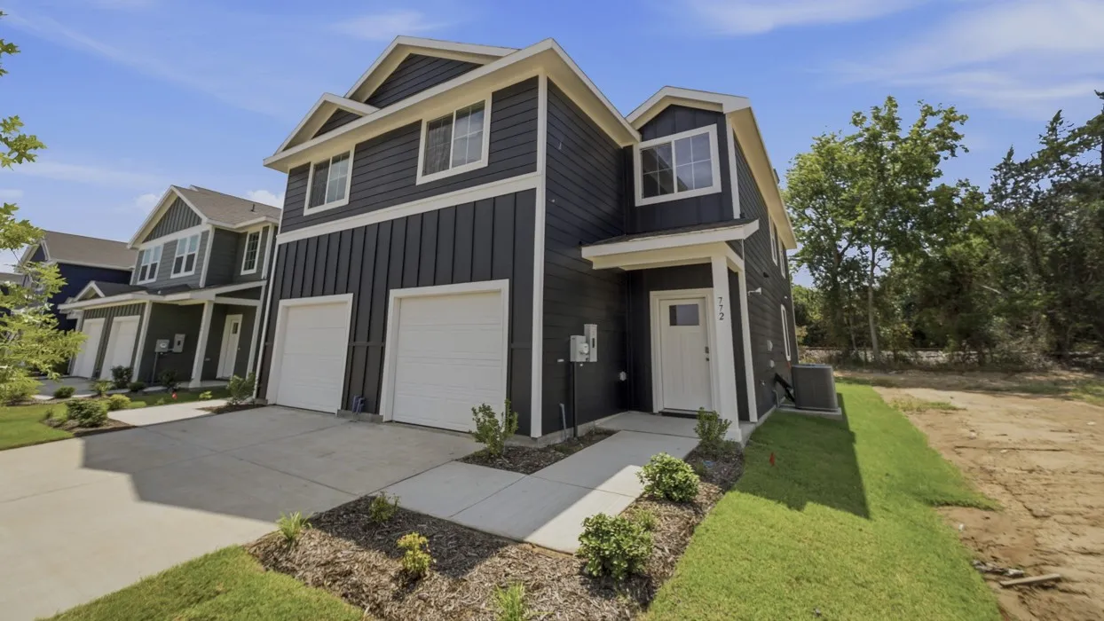 Townhouse For Sale in Hopkins County , 772 Stonewood Drive, Sulphur Springs, Texas 75482, 3 Bedroom, 3 Bathroom, 1 Garage spaces, 1,495 Sqft, built in 2026, mls#21280723, Real Estate Agent in Sulphur Springs, Homes For Sale in Hopkins county, Homes For Sale in Sulphur Springs, Realtor in Sulphur Springs Texas, Real Estate Brokerage Independent Realty Texas, Luminita Cordes Realtor