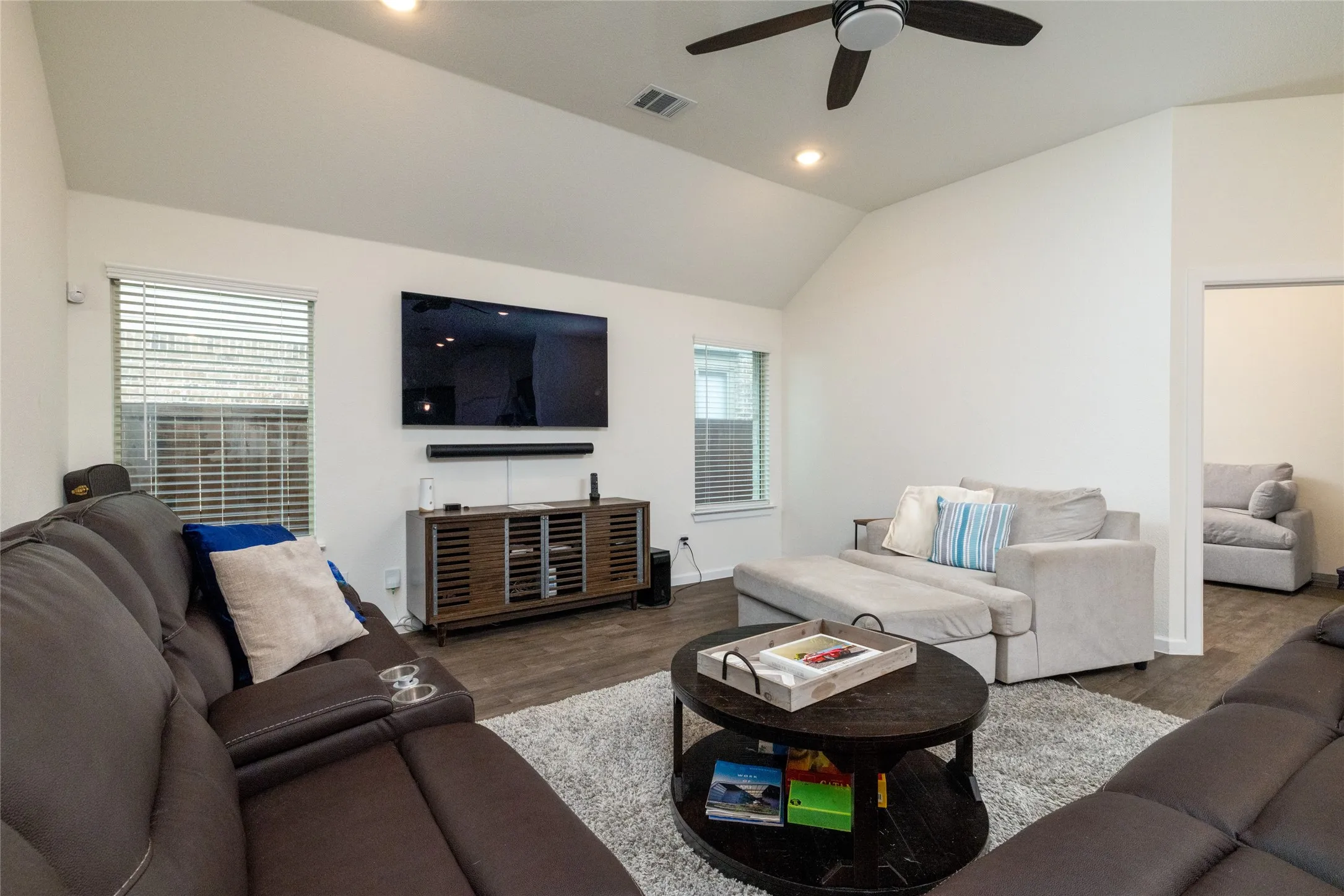 Single Family Residence For Sale in Tarrant County , 12329 Hulson Trail, Fort Worth, Texas 76052, 3 Bedrooms, 2 Bathrooms, 2 Garage spaces, 1,888 Sqft, built in 2021, Price $360,000, mls#21280505, Real Estate Agent in Fort Worth, Homes For Sale in Tarrant county, Homes For Sale in Fort Worth, Realtor in Fort Worth Texas, Real Estate Brokerage Independent Realty Texas, Luminita Cordes Realtor