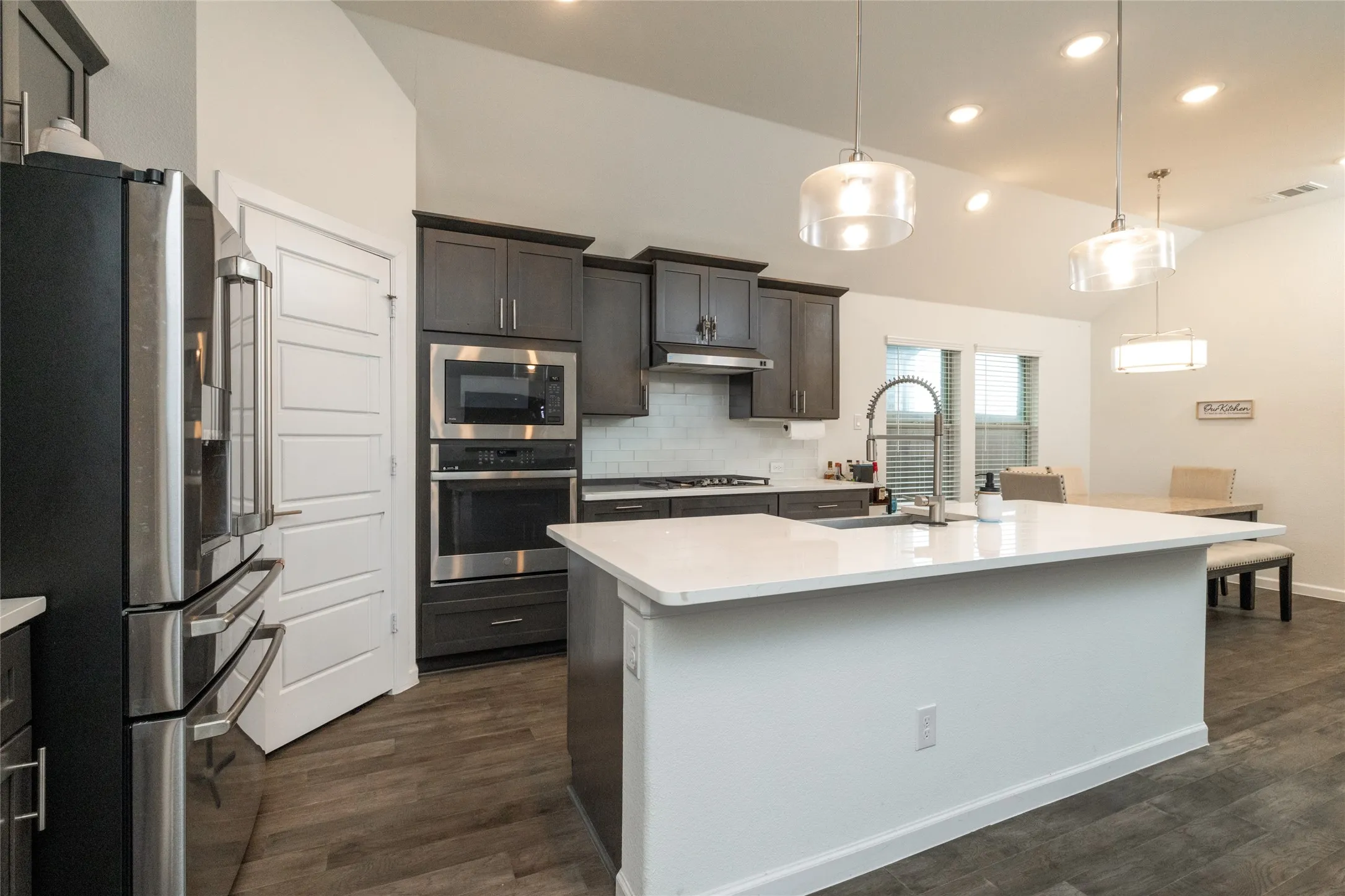 Single Family Residence For Sale in Tarrant County , 12329 Hulson Trail, Fort Worth, Texas 76052, 3 Bedrooms, 2 Bathrooms, 2 Garage spaces, 1,888 Sqft, built in 2021, Price $360,000, mls#21280505, Real Estate Agent in Fort Worth, Homes For Sale in Tarrant county, Homes For Sale in Fort Worth, Realtor in Fort Worth Texas, Real Estate Brokerage Independent Realty Texas, Luminita Cordes Realtor
