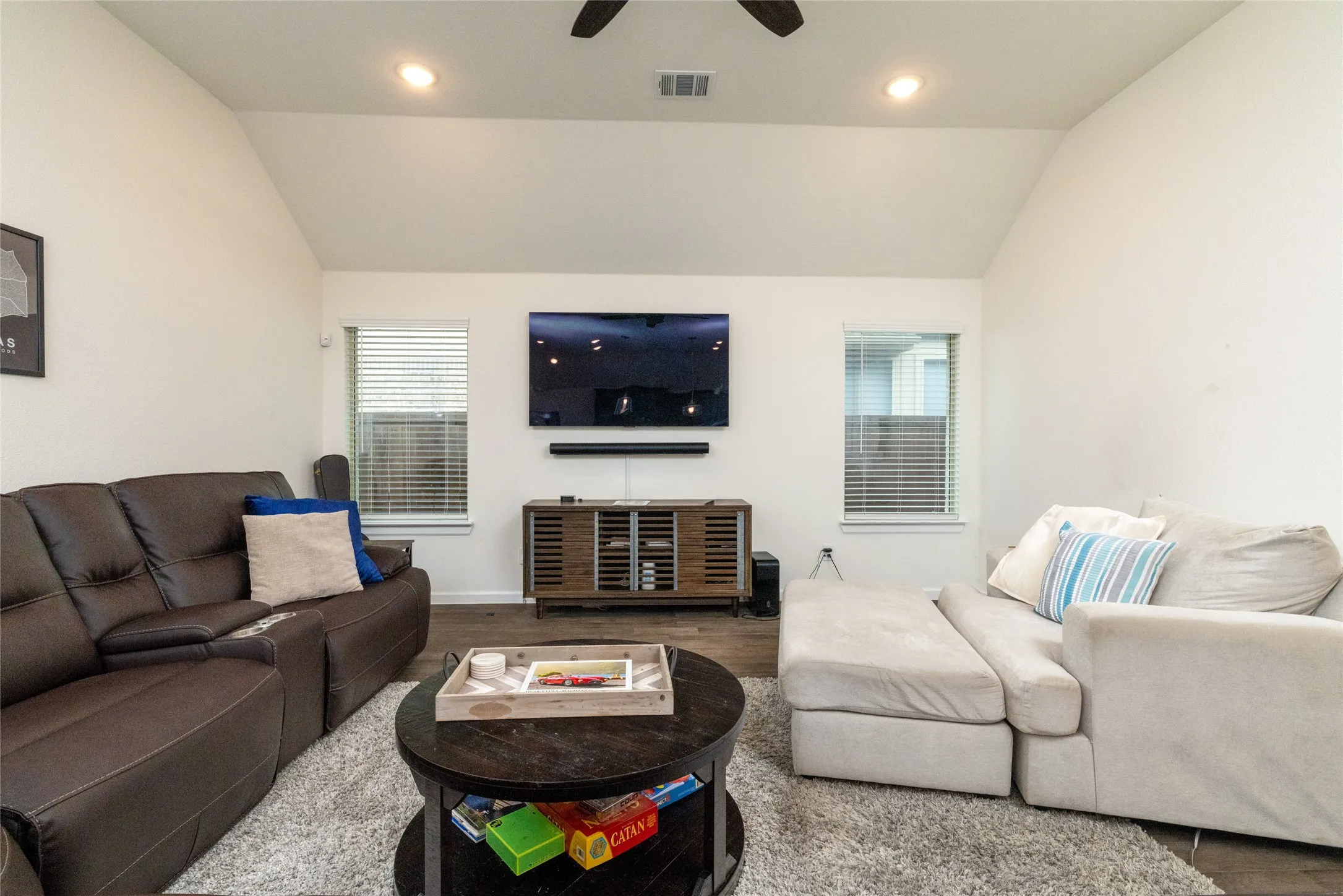 Single Family Residence For Sale in Tarrant County , 12329 Hulson Trail, Fort Worth, Texas 76052, 3 Bedrooms, 2 Bathrooms, 2 Garage spaces, 1,888 Sqft, built in 2021, Price $360,000, mls#21280505, Real Estate Agent in Fort Worth, Homes For Sale in Tarrant county, Homes For Sale in Fort Worth, Realtor in Fort Worth Texas, Real Estate Brokerage Independent Realty Texas, Luminita Cordes Realtor