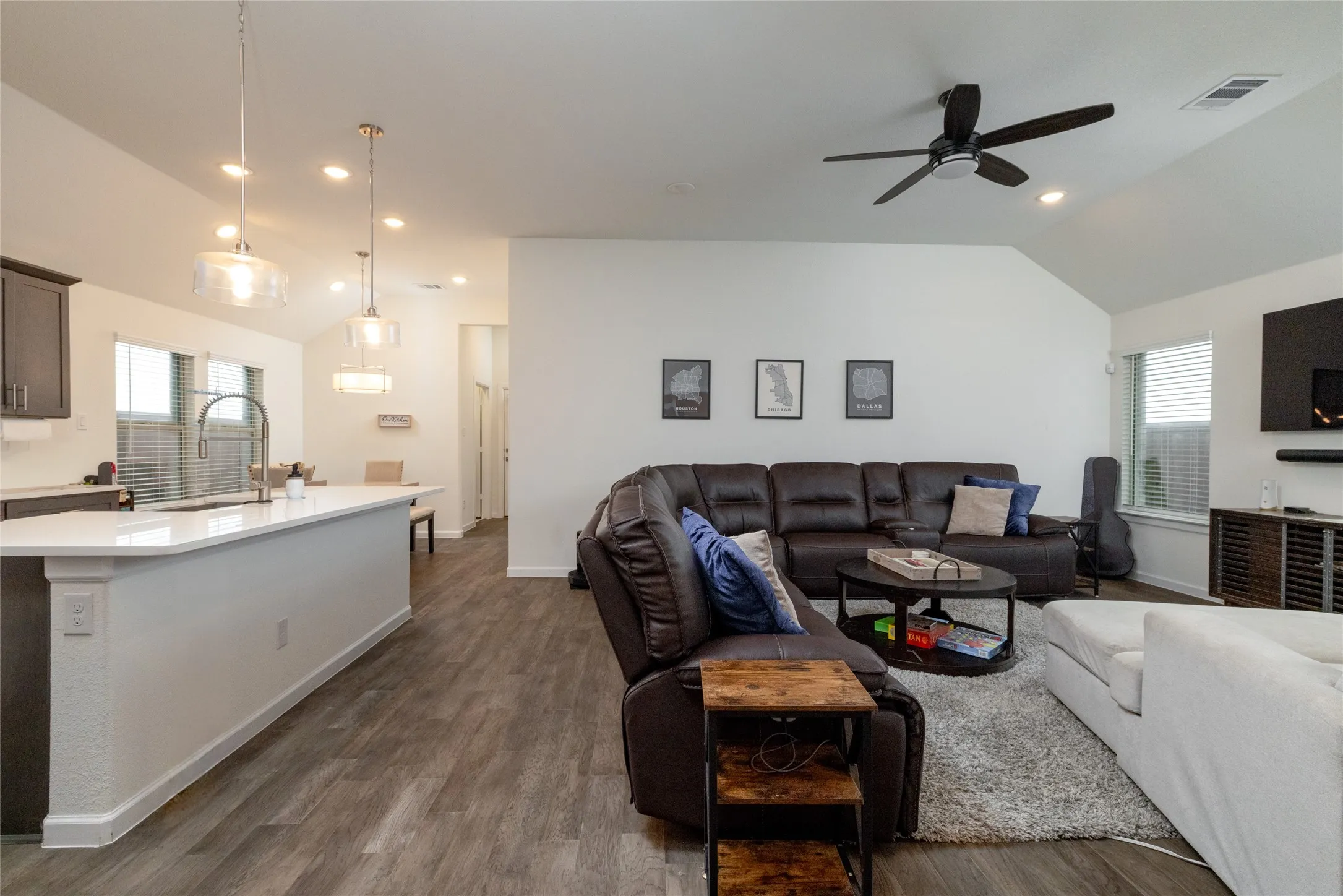 Single Family Residence For Sale in Tarrant County , 12329 Hulson Trail, Fort Worth, Texas 76052, 3 Bedrooms, 2 Bathrooms, 2 Garage spaces, 1,888 Sqft, built in 2021, Price $360,000, mls#21280505, Real Estate Agent in Fort Worth, Homes For Sale in Tarrant county, Homes For Sale in Fort Worth, Realtor in Fort Worth Texas, Real Estate Brokerage Independent Realty Texas, Luminita Cordes Realtor
