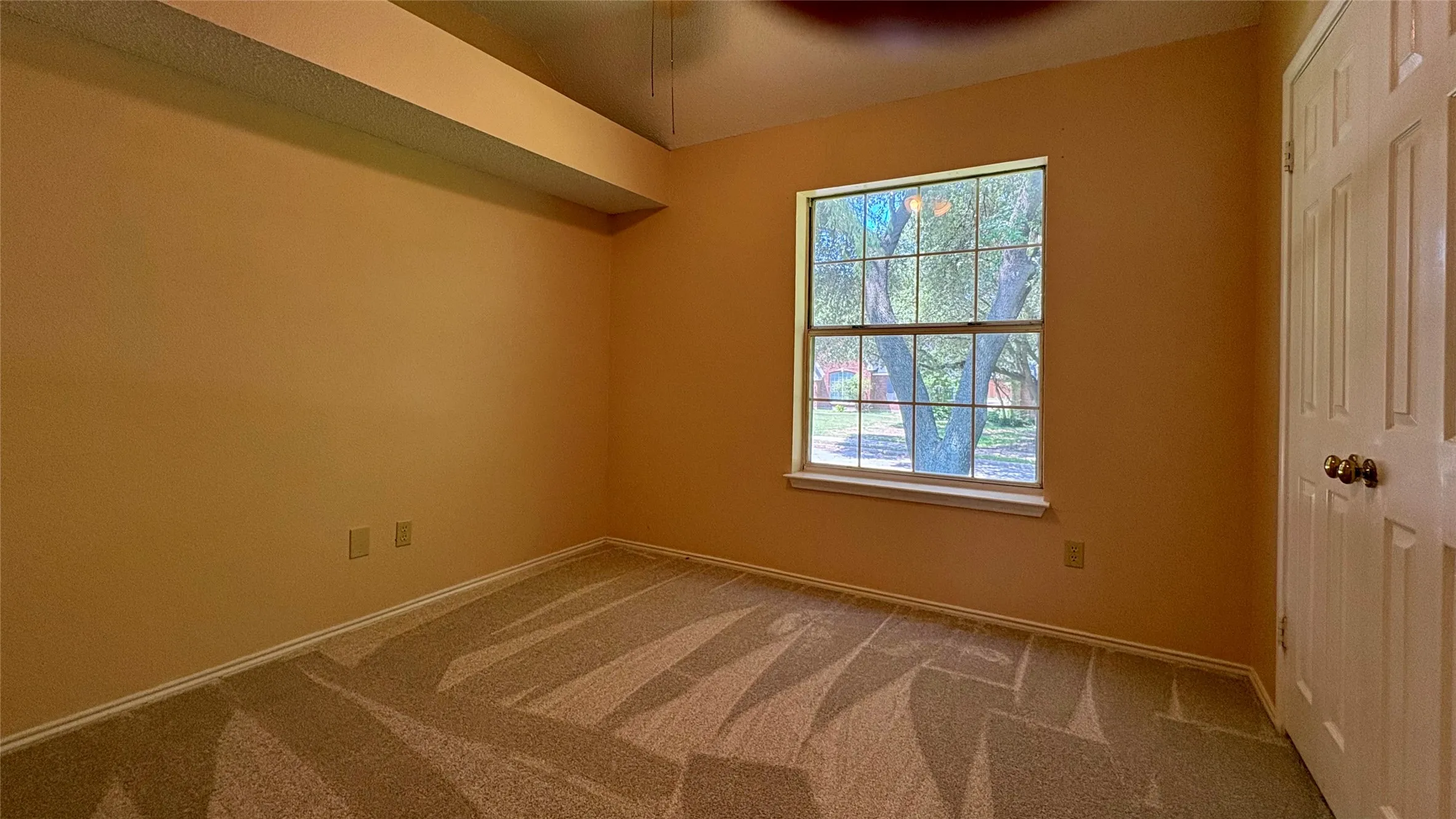 Single Family Residence For Sale in Collin County , 805 Fall Drive, Allen, Texas 75002, 4 Bedroom, 3 Bathroom, 2 Garage spaces, 2,779 Sqft, built in 1987, mls#21278660, Real Estate Agent in Allen, Homes For Sale in Collin county, Homes For Sale in Allen, Realtor in Allen Texas, Real Estate Brokerage Independent Realty Texas, Luminita Cordes Realtor