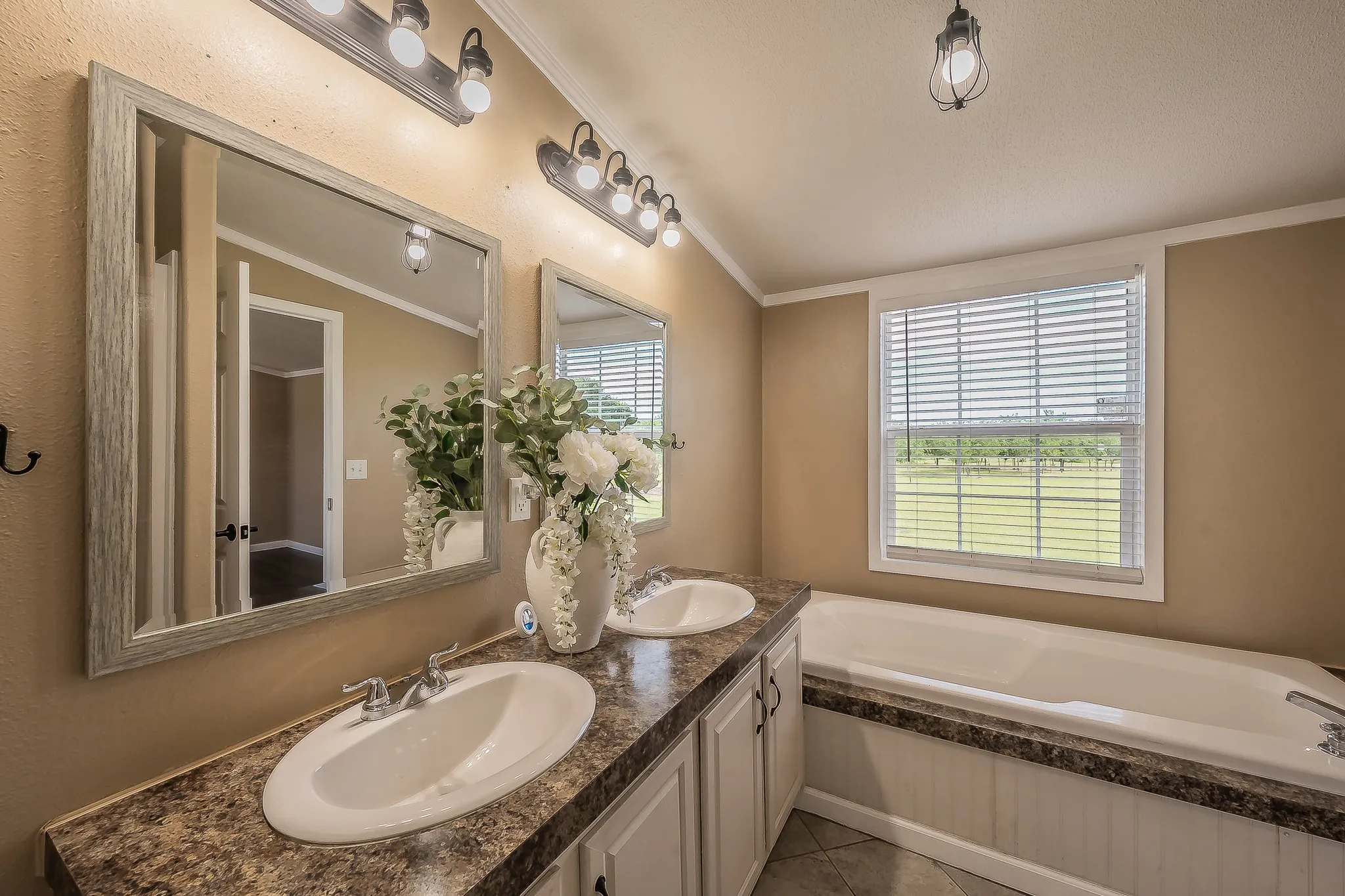 Mobile Home For Sale in Denton County , 18035 Brookfield Drive, Justin, Texas 76247, 3 Bedrooms, 2 Bathrooms, Garage spaces, 1,216 Sqft, built in 2016, Price $485,000, mls#21280439, Real Estate Agent in Justin, Homes For Sale in Denton county, Homes For Sale in Justin, Realtor in Justin Texas, Real Estate Brokerage Independent Realty Texas, Luminita Cordes Realtor