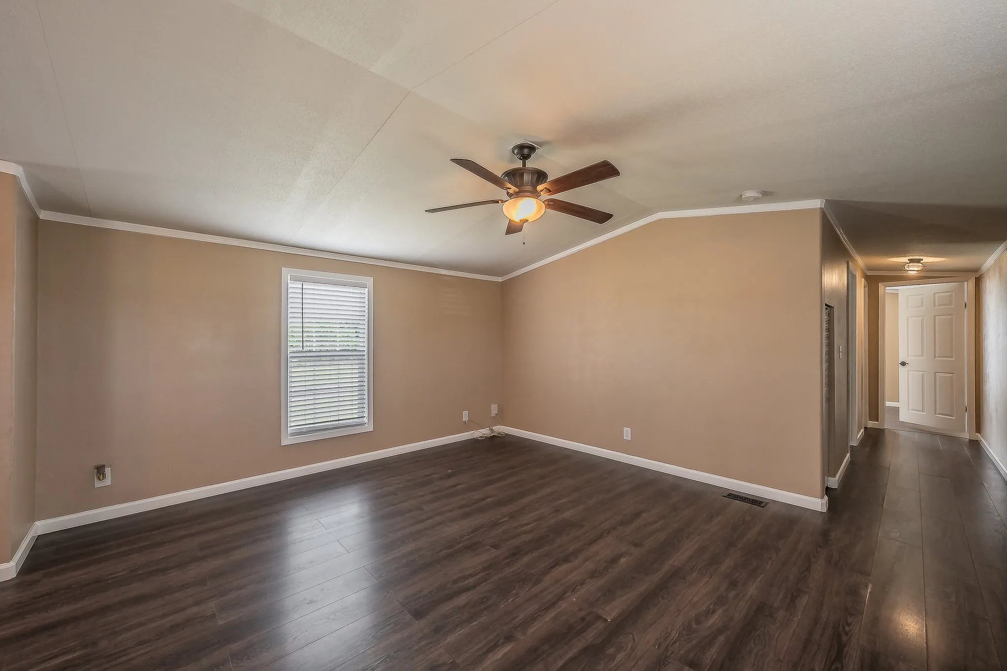 Mobile Home For Sale in Denton County , 18035 Brookfield Drive, Justin, Texas 76247, 3 Bedrooms, 2 Bathrooms, Garage spaces, 1,216 Sqft, built in 2016, Price $485,000, mls#21280439, Real Estate Agent in Justin, Homes For Sale in Denton county, Homes For Sale in Justin, Realtor in Justin Texas, Real Estate Brokerage Independent Realty Texas, Luminita Cordes Realtor