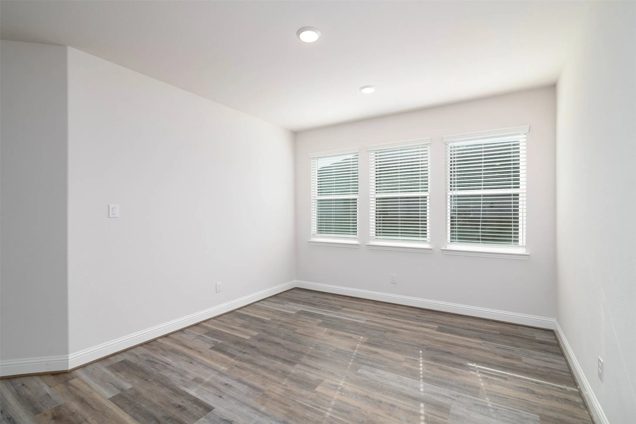 Single Family Residence For Rent in Denton County , 4532 Westminster Avenue, Celina, Texas 76227, 4 Bedroom, 4 Bathroom, 3 Garage spaces, 2,558 Sqft, built in 2020, Price $2,895, mls#21280748, Real Estate Agent in Celina, Homes For Rent in Denton county, Homes For Rent in Celina, Realtor in Celina Texas, Real Estate Brokerage Independent Realty Texas, Luminita Cordes Realtor