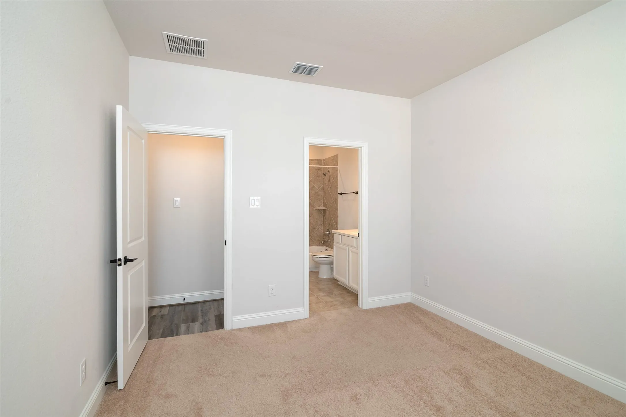 Single Family Residence For Rent in Denton County , 4532 Westminster Avenue, Celina, Texas 76227, 4 Bedroom, 4 Bathroom, 3 Garage spaces, 2,558 Sqft, built in 2020, Price $2,895, mls#21280748, Real Estate Agent in Celina, Homes For Rent in Denton county, Homes For Rent in Celina, Realtor in Celina Texas, Real Estate Brokerage Independent Realty Texas, Luminita Cordes Realtor